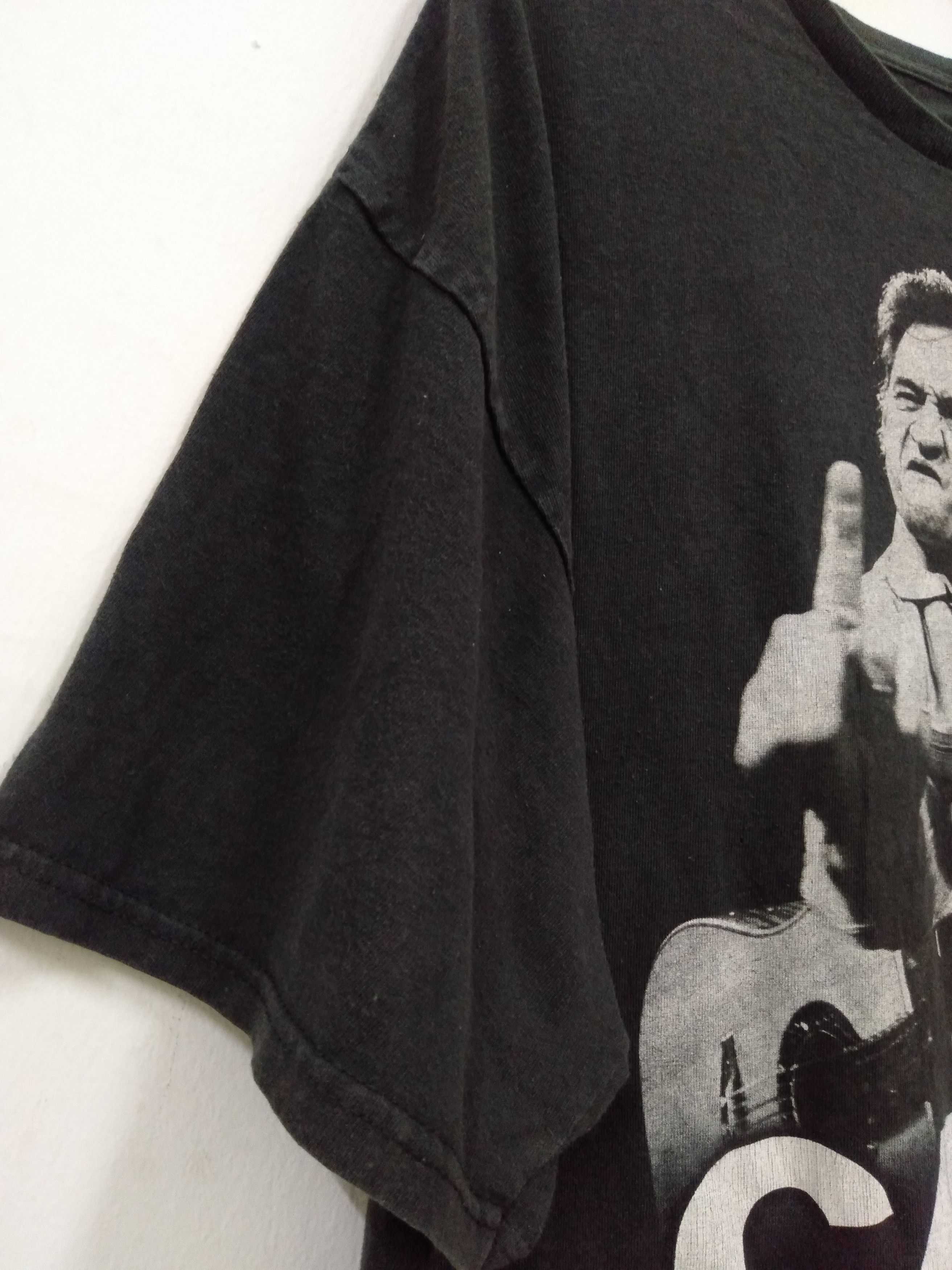 Band Tees Vintage Johny Cash Photo print Rock Band t shirt rare Size US XXL / EU 58 / 5 - 3 Thumbnail
