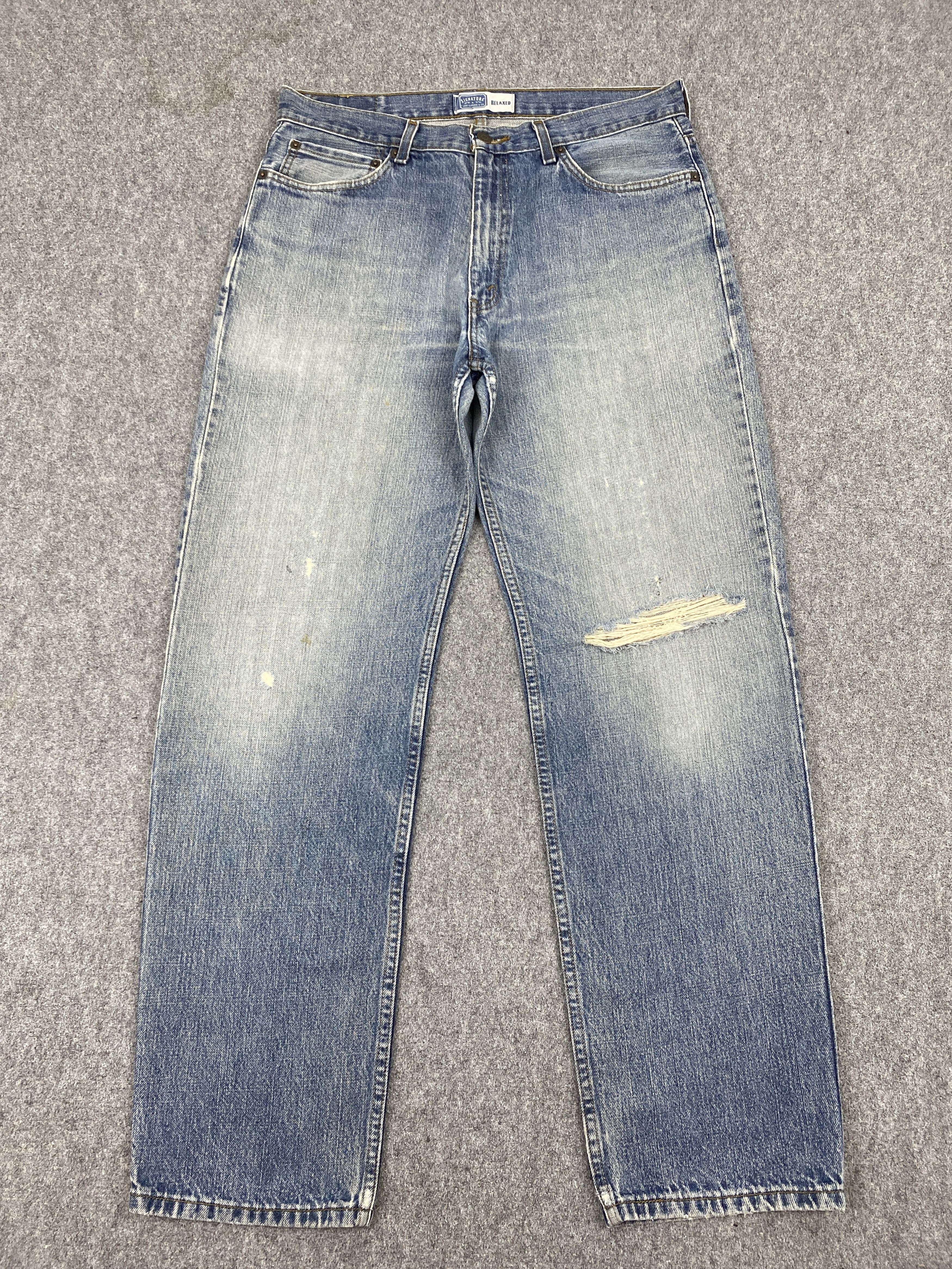 Levi's Vintage Distressed Levis Signature Faded Blue Jeans S0027 Size US 33 - 1 Thumbnail