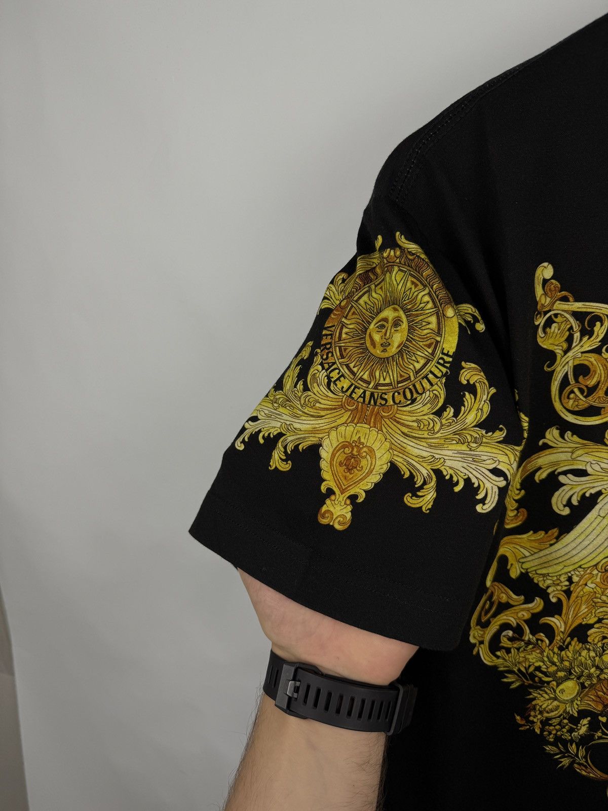 Versace Jeans Couture 🇮🇹❗️NEW Versace Jeans Couture Baroque Barocco Print T-Shirt Size US L / EU 52-54 / 3 - 12 Thumbnail