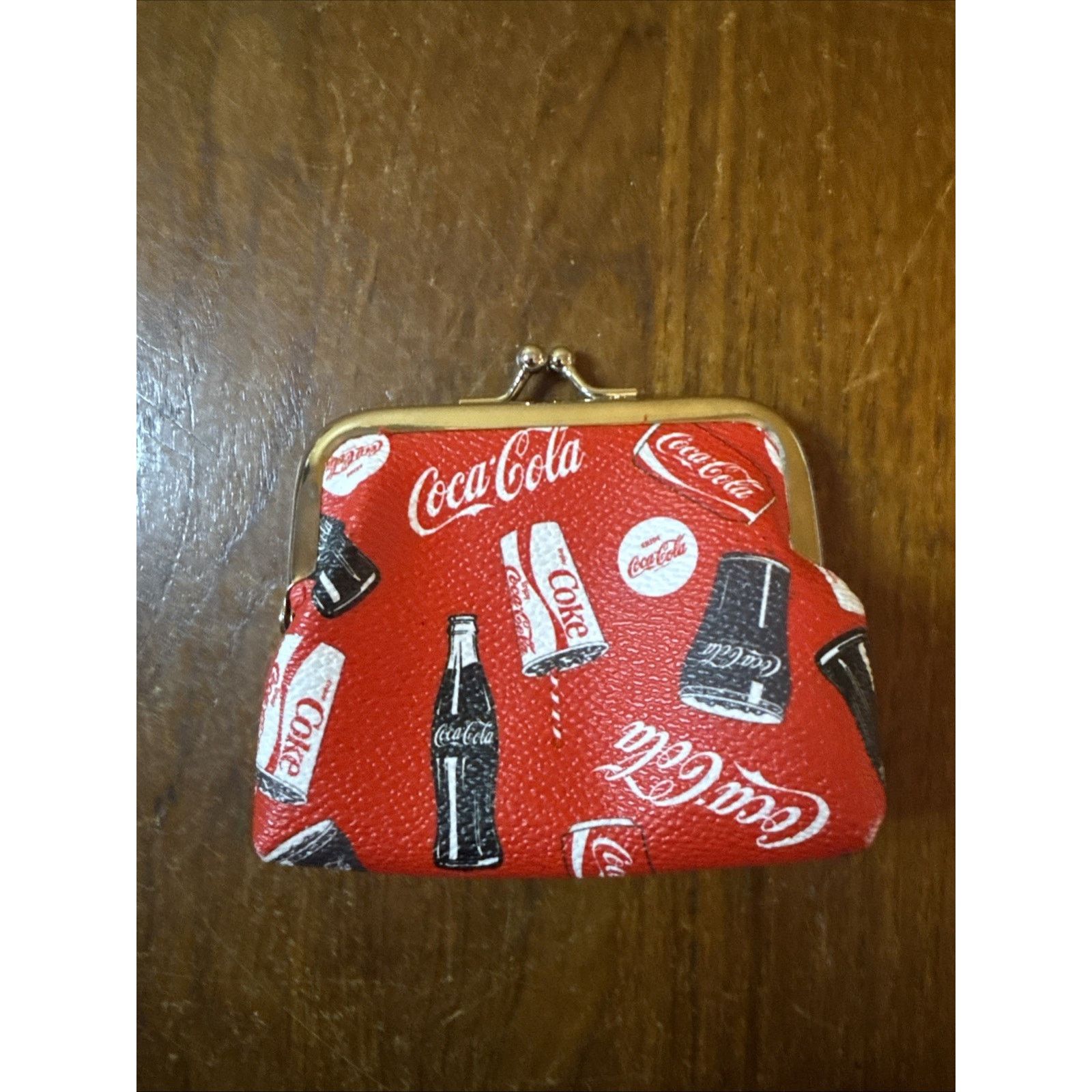 & Other Stories Coca-Cola Coin Purse Kiss Lock Red Coke Logo Change Wallet Size ONE SIZE - 3 Thumbnail