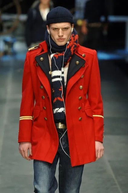 Dolce & Gabbana FW2006 Dolce & Gabbana Red Wool Double-Breasted Officer Coat Size US M / EU 48-50 / 2 - 2 Thumbnail