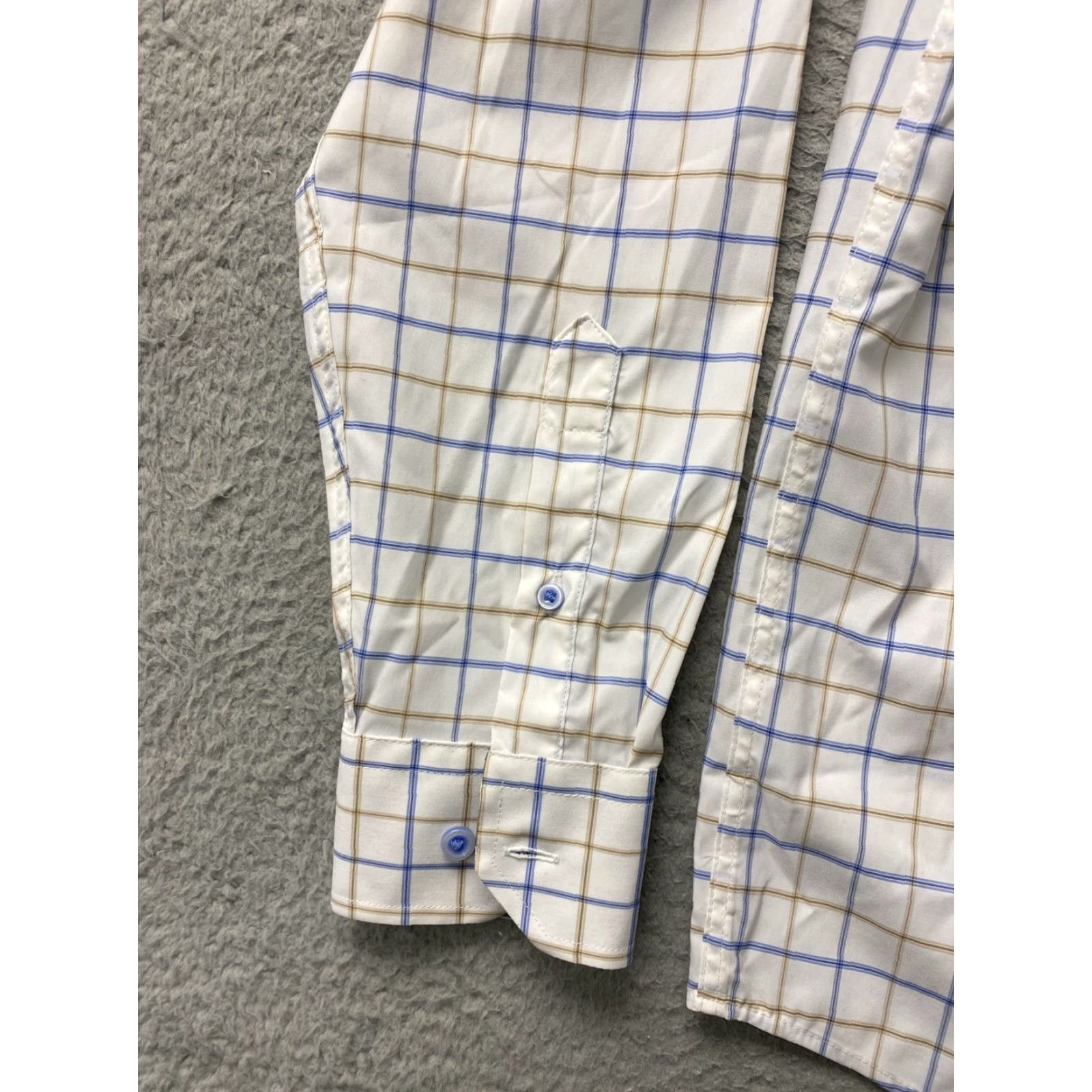 Johnston & Murphy Johnston Murphy Mens Performance Long Sleeve Button M Plaid Lightweight /60-51 Shirt Regular Mens Size US M / EU 48-50 / 2 - 2 Thumbnail
