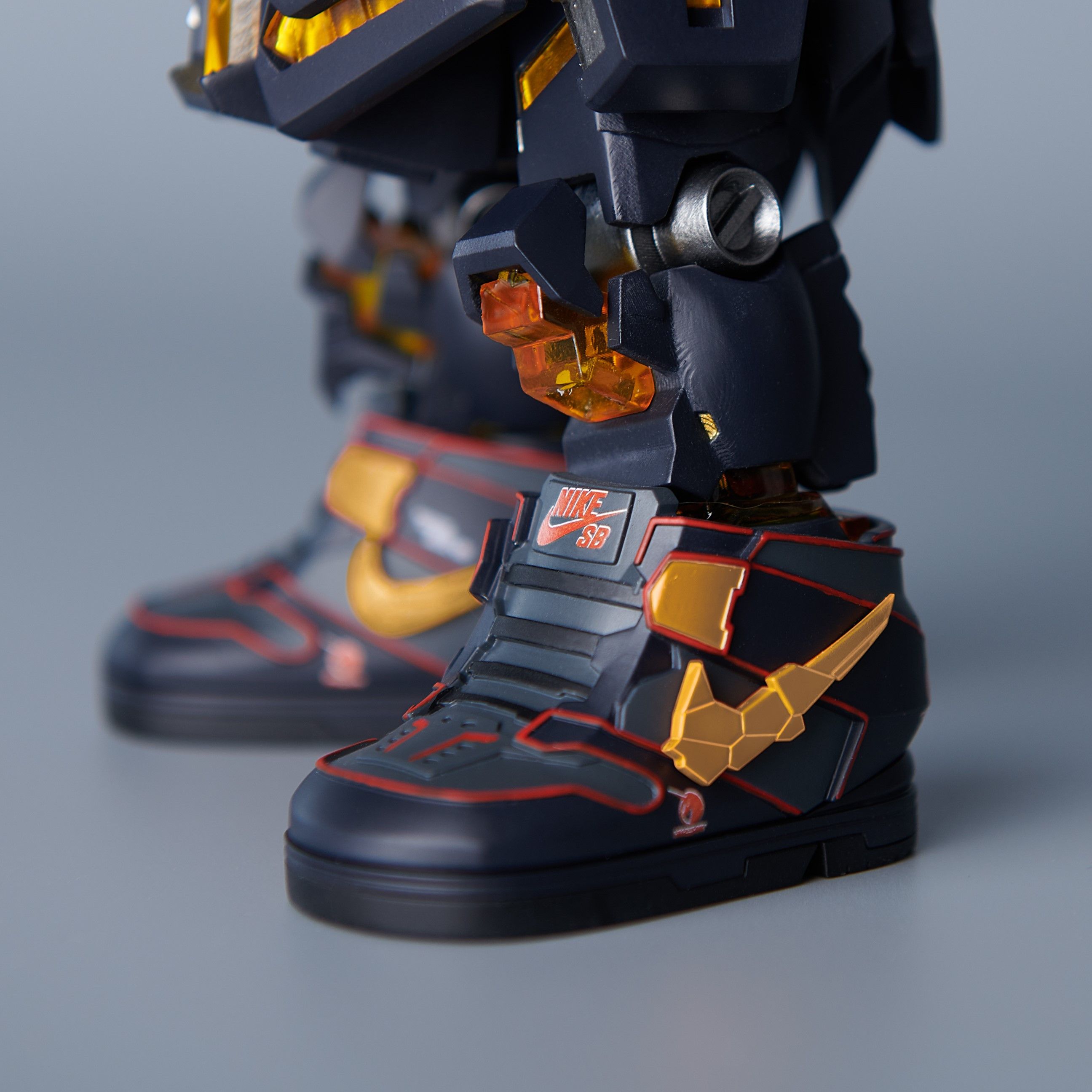 Nike Gundam x Nike SB Unicorn RX-0 Banshee 02 (Destroy) Figure Size ONE SIZE - 3 Thumbnail
