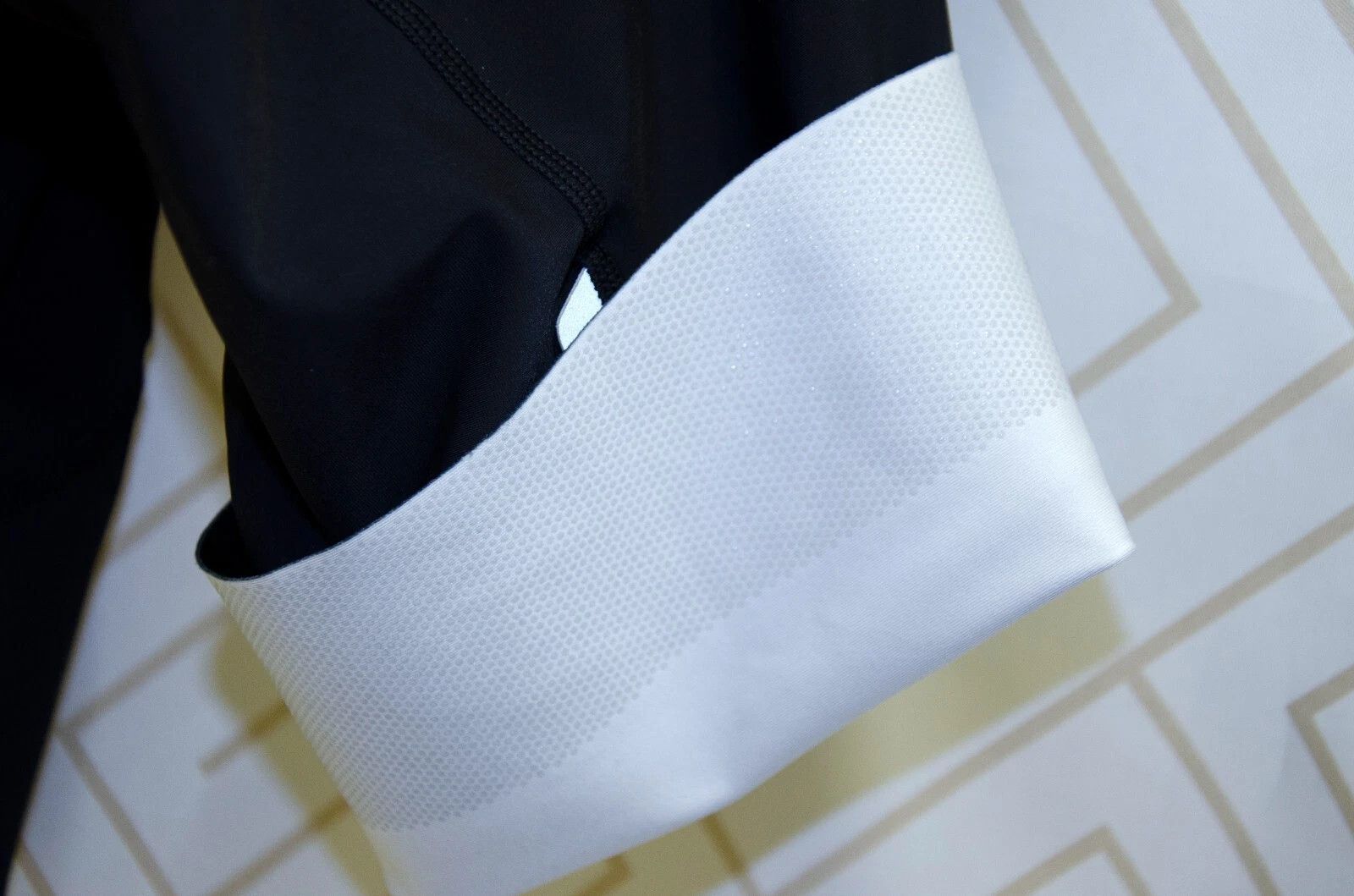 Other POC Essential Road VPDs Bib Shorts Uranium Black size L Size US L / EU 52-54 / 3 - 6 Thumbnail