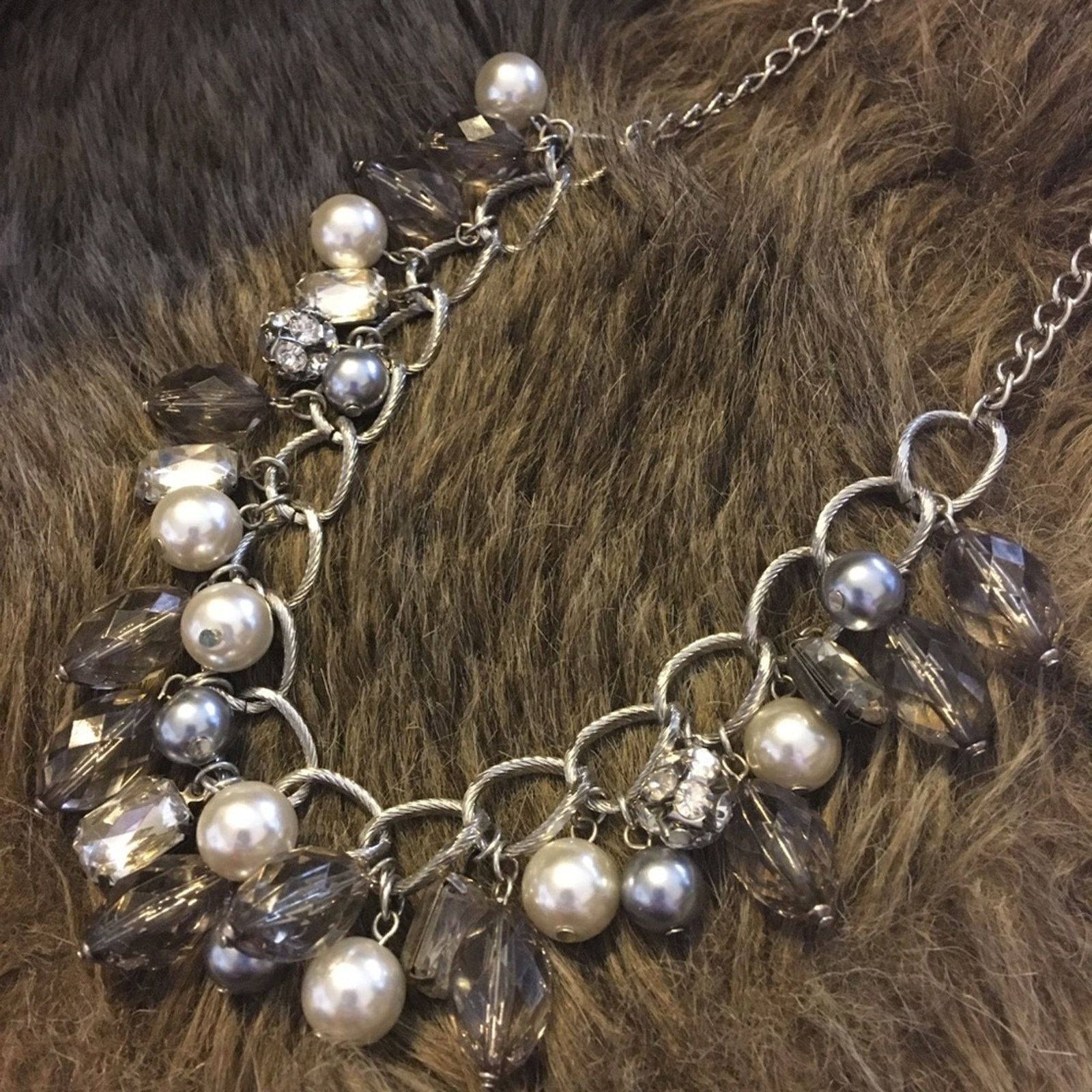 Jewelry Elegant baubles and pearls silver tone necklace Size ONE SIZE - 6 Thumbnail