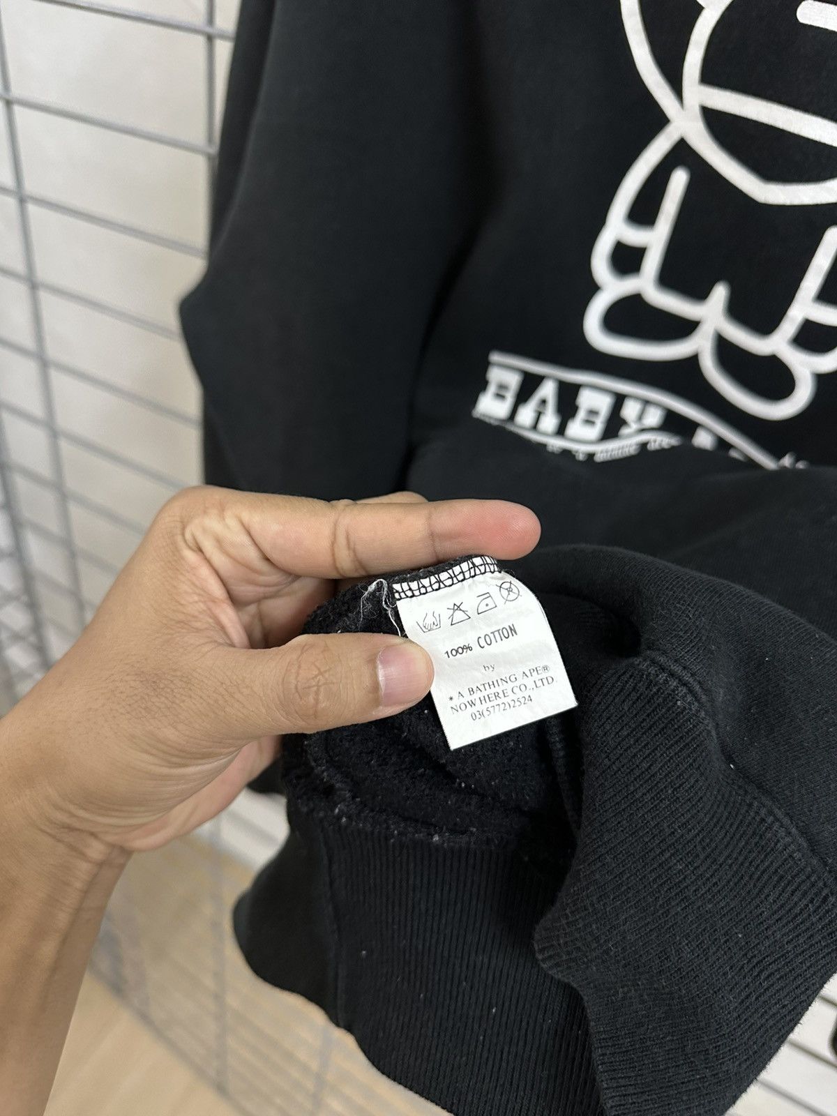 Vintage Vintage 2001 Bape Baby Milo Nowhere Co Ltd Parody Hoodie Size US M / EU 48-50 / 2 - 9 Thumbnail
