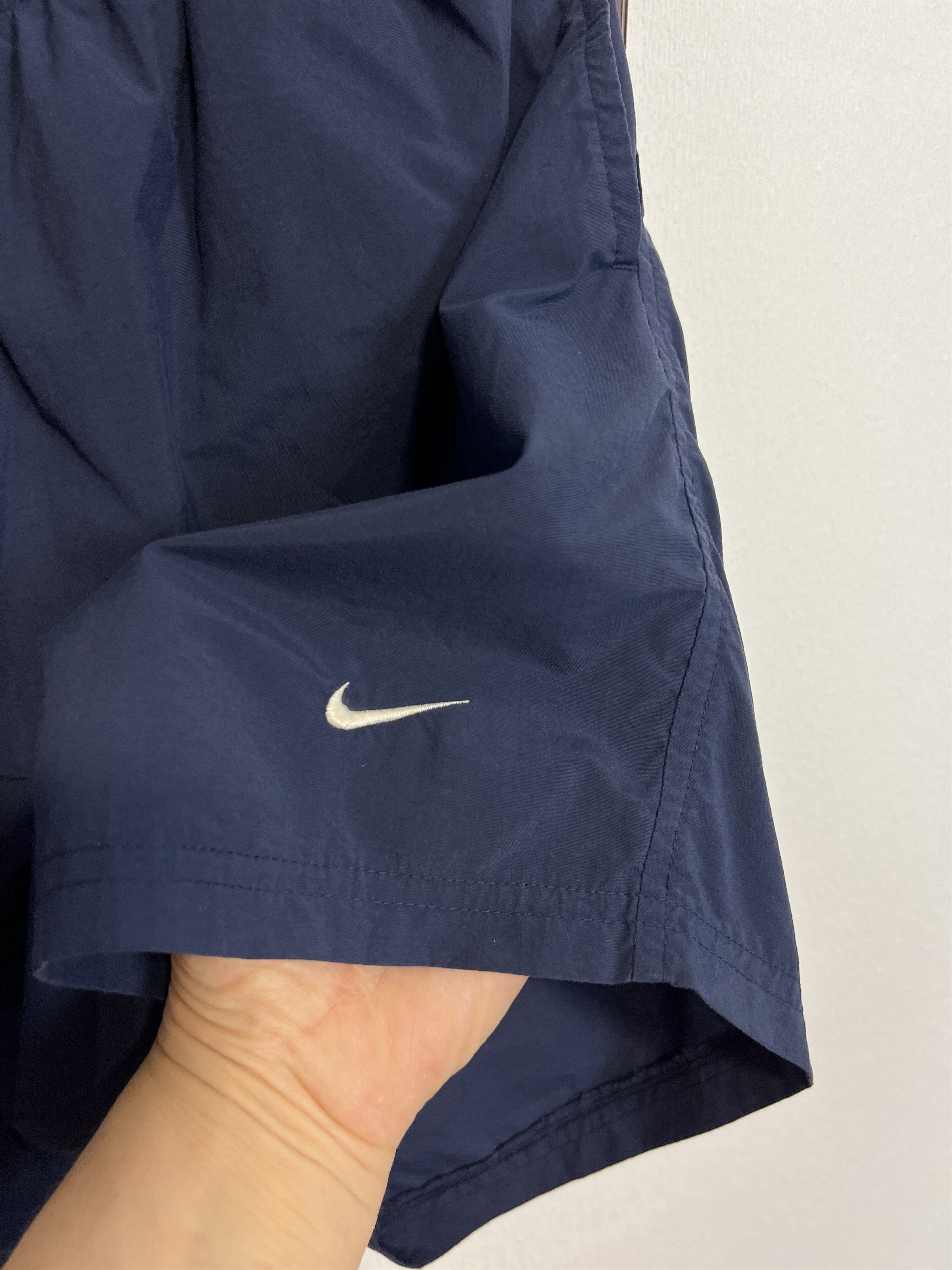 Nike Vintage Nike Shorts Rare Swoosh Athletic Run Hype Y2K Size US 34 / EU 50 - 4 Thumbnail