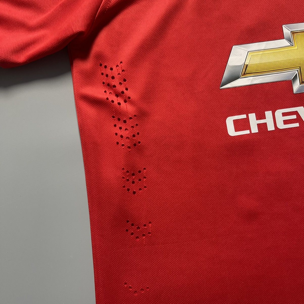 Nike × Vintage MAN UNITED NIKE 2014/2015 FOOTBALL HOME JERSEY #26 KAGAWA Size US M / EU 48-50 / 2 - 5 Thumbnail