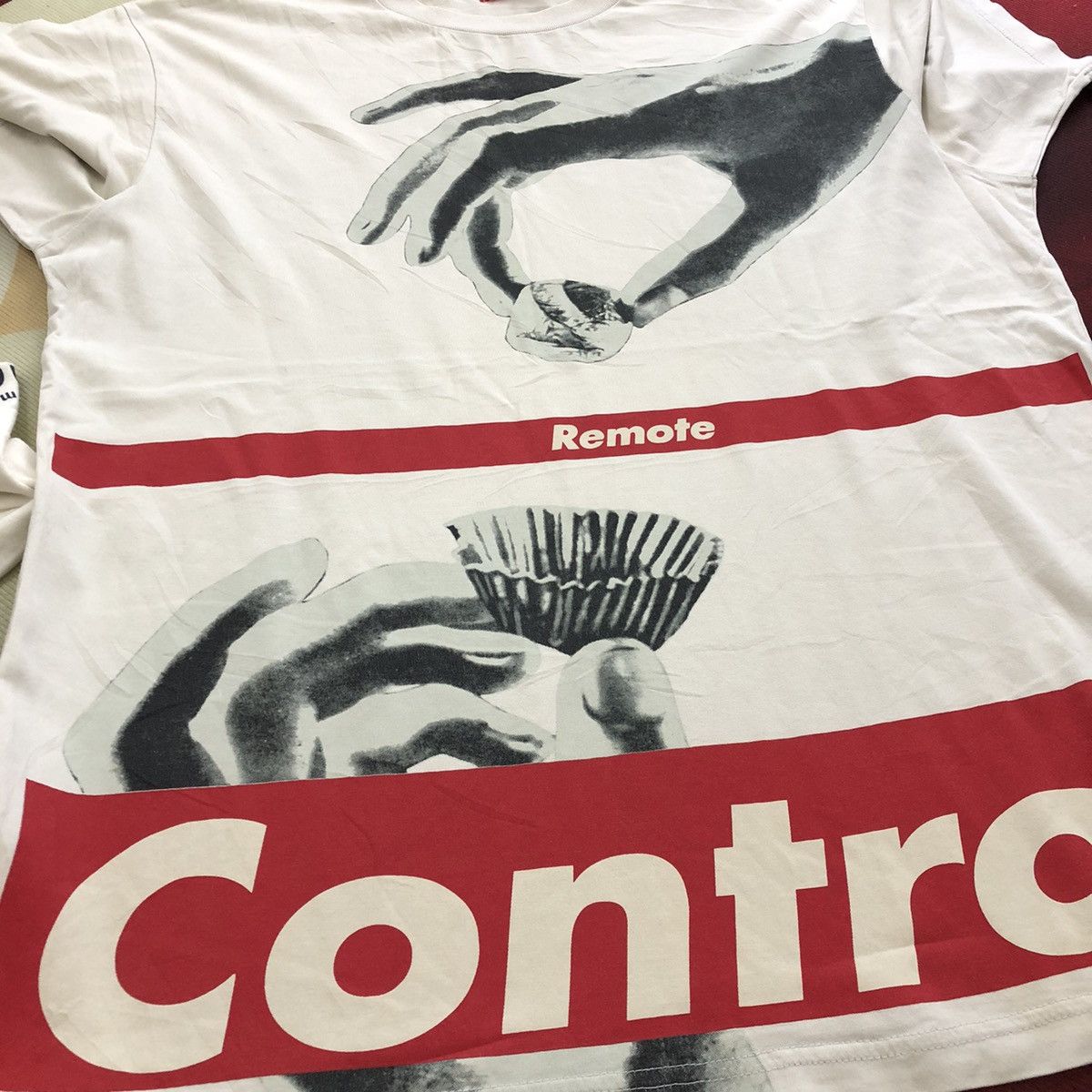 Barbara Kruger BARBARA KRUGER Remote Control Poster Print T-Shirt Size US L / EU 52-54 / 3 - 4 Thumbnail