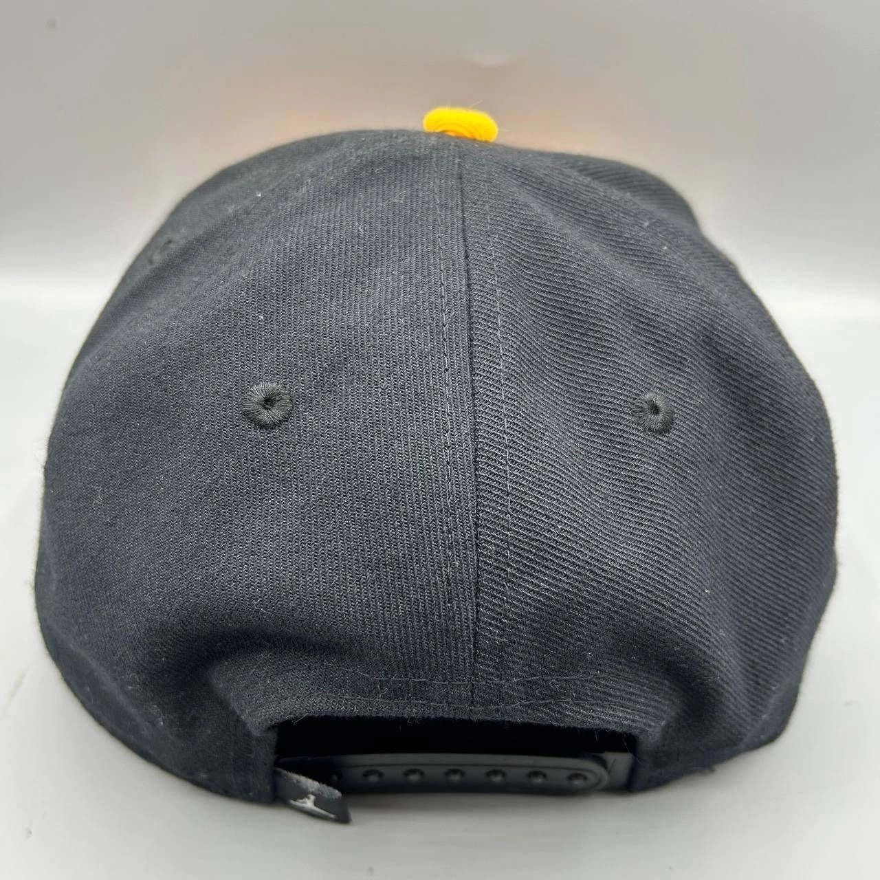 Jordan Brand Air Jordan Flight Hat Men Black Yellow Jumpman Snap Back Cap Size ONE SIZE - 7 Thumbnail