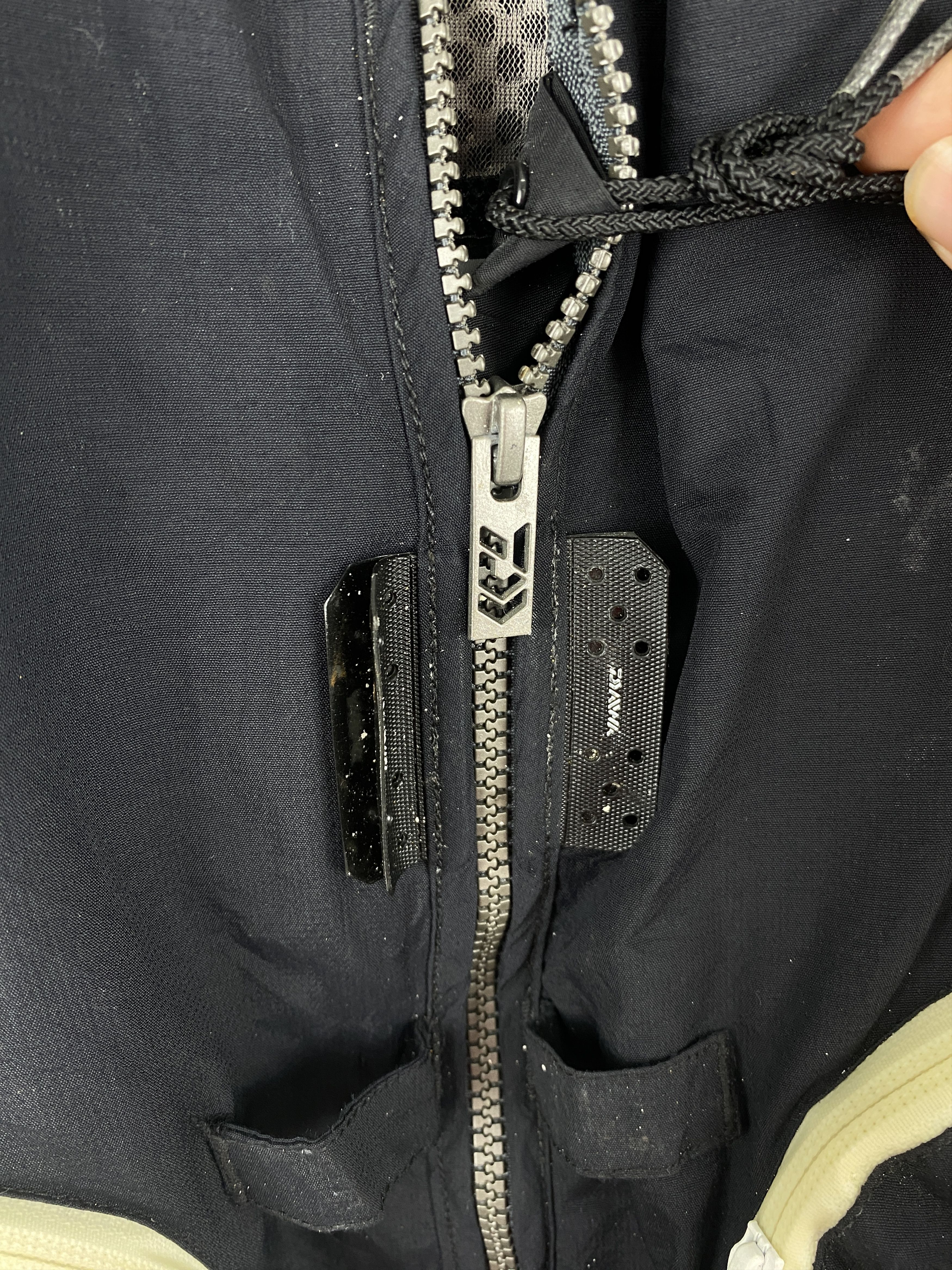 DAIWA Vintage Daiwa Multi Pocket Tactical Zipped Up Vest J2025 Size US XS / EU 42 / 0 - 9 Thumbnail