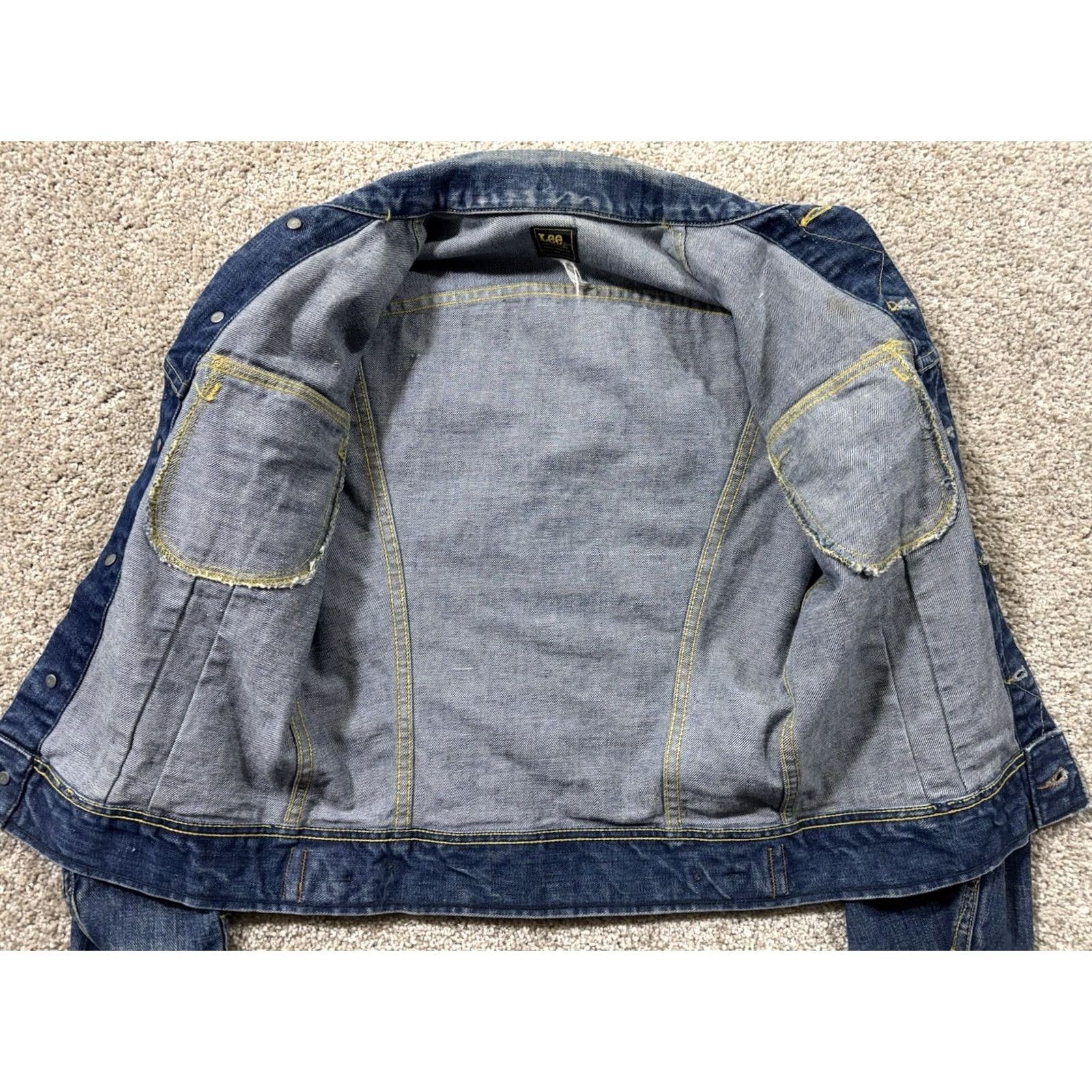 Lee VINTAGE Lee Jacket Mens 36 Denim 101-J trucker Riders 60s 70s sanforized western Shirt Adult 36 Blue Denim Western USA Bomber Jacket Mens Size US XXS / EU 40 - 3 Thumbnail