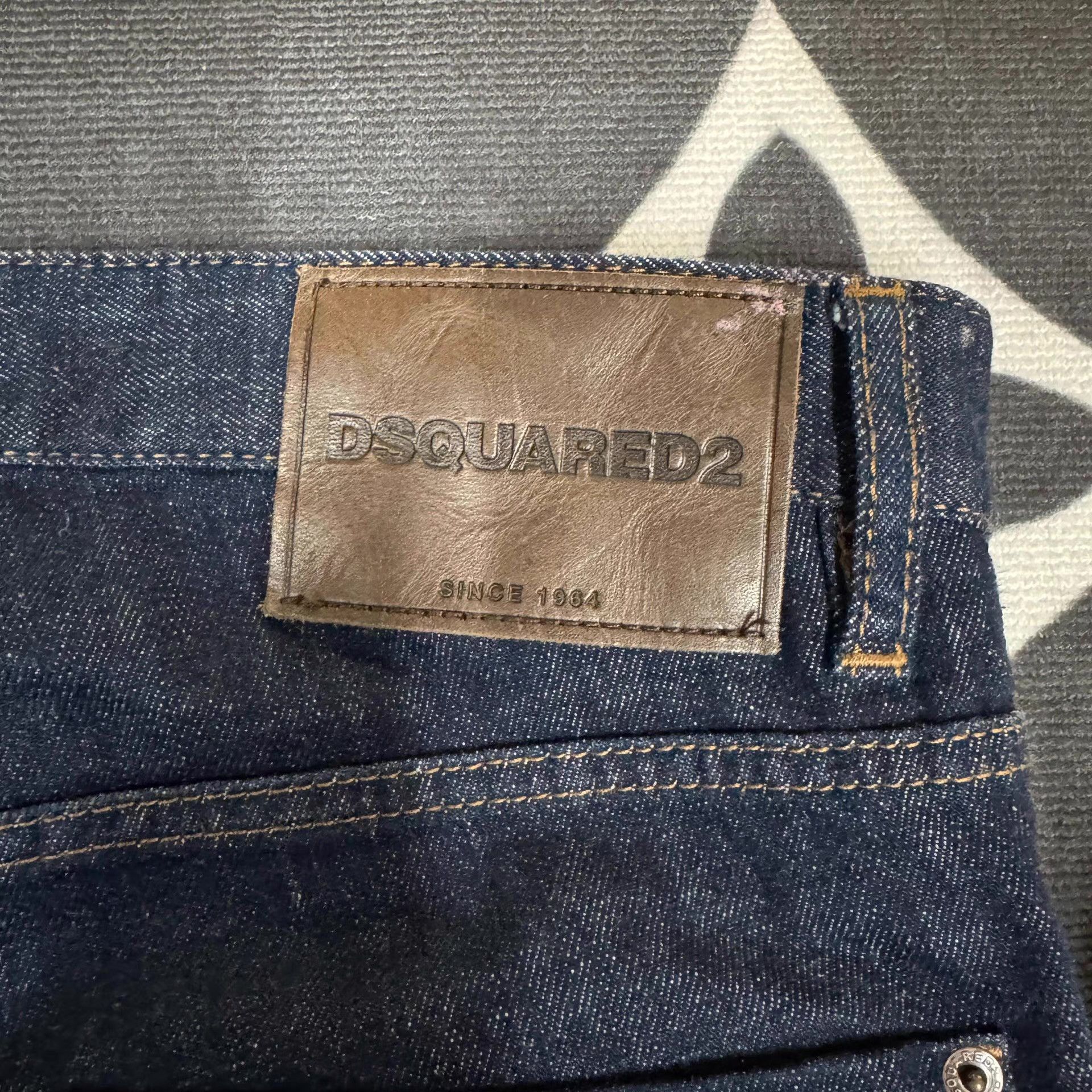 Dsquared2 DSQUARED2 Blue Jeans Q10 Size US 34 / EU 50 - 2 Thumbnail