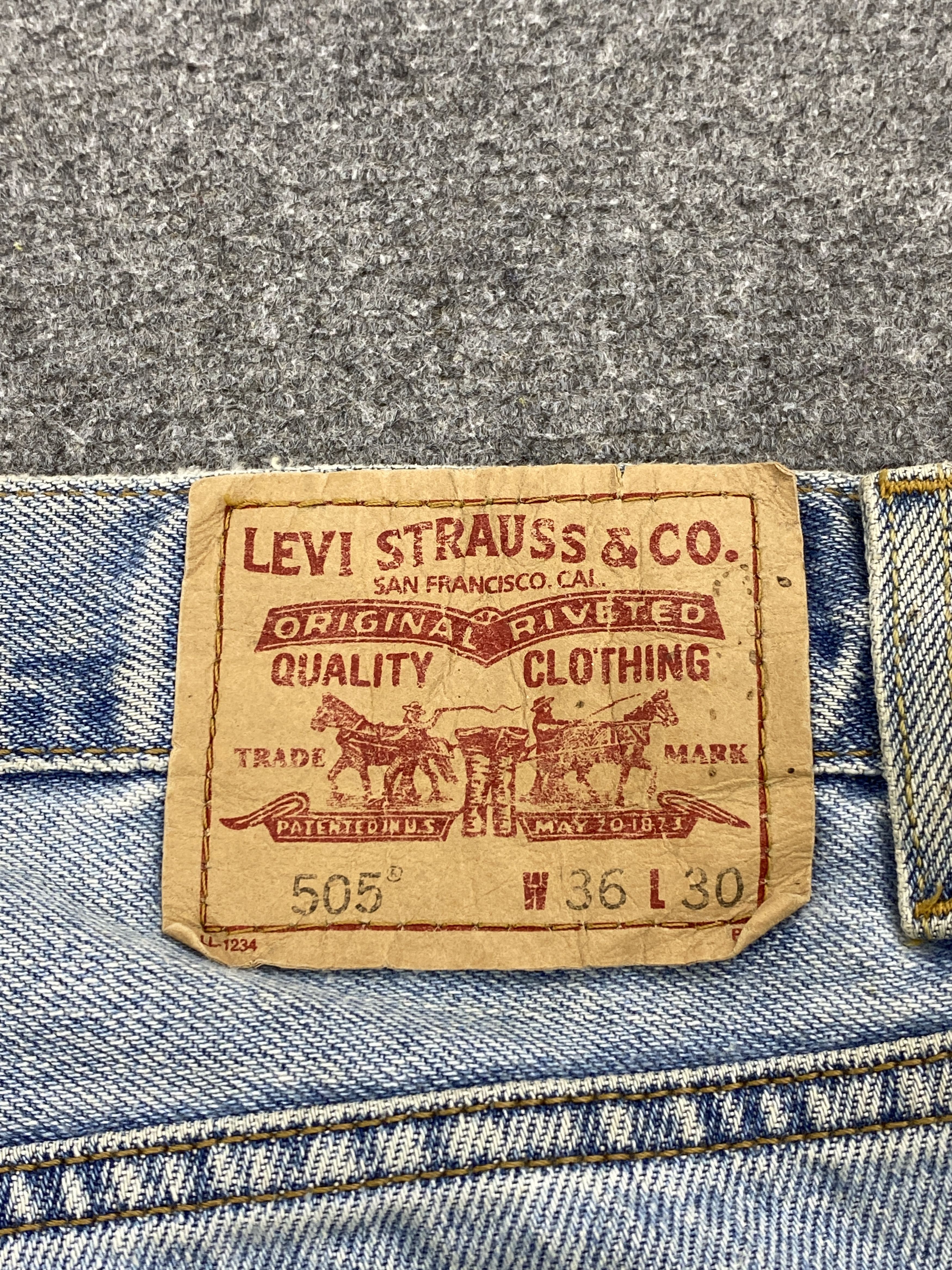 Vintage Levi's 505 Faded Blue Denim Jeans Denim