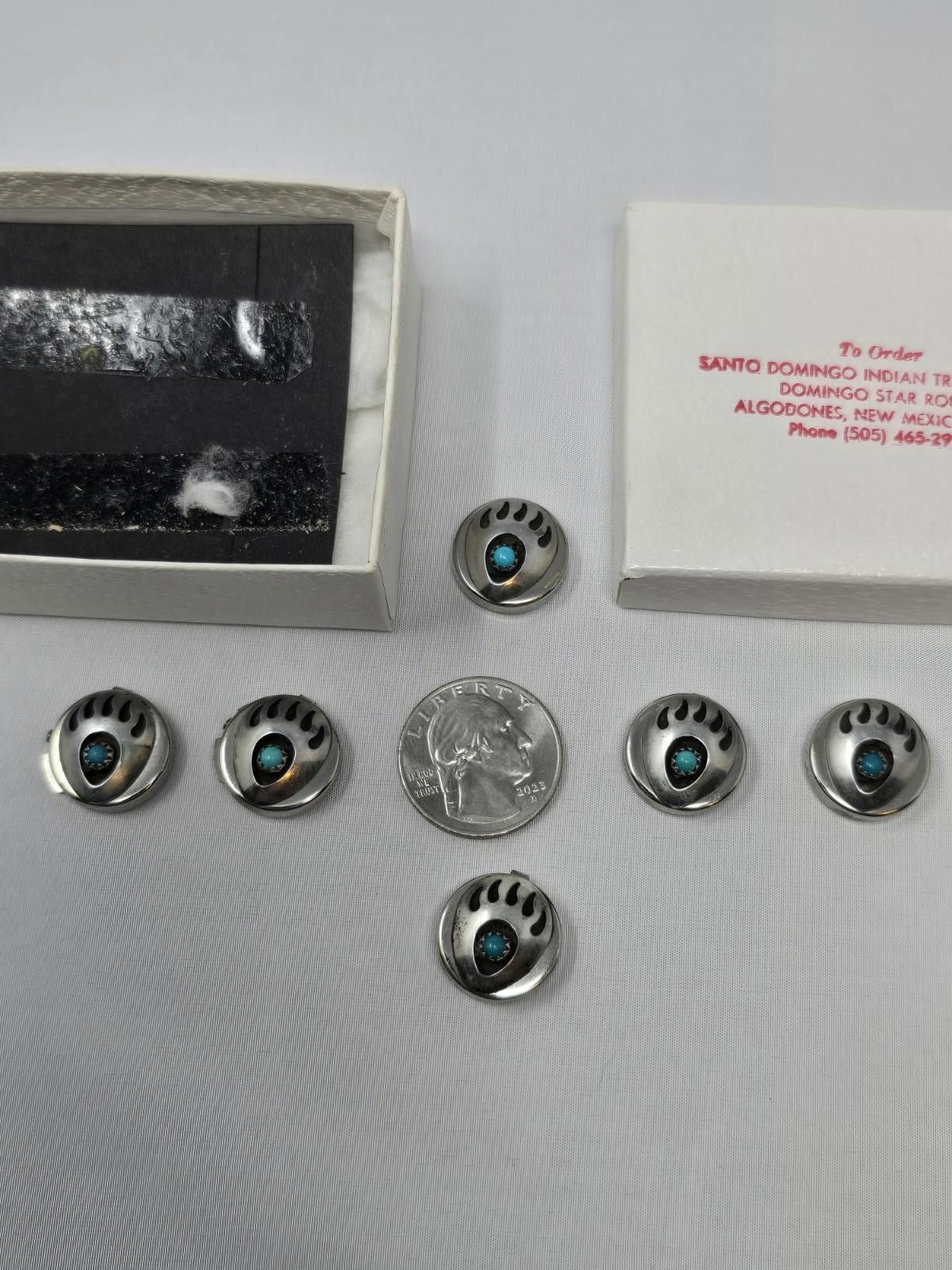 Other Vtg Santo Domingo 925 Turquoise Bear Paw Button Covers Set Size ONE SIZE - 1 Thumbnail