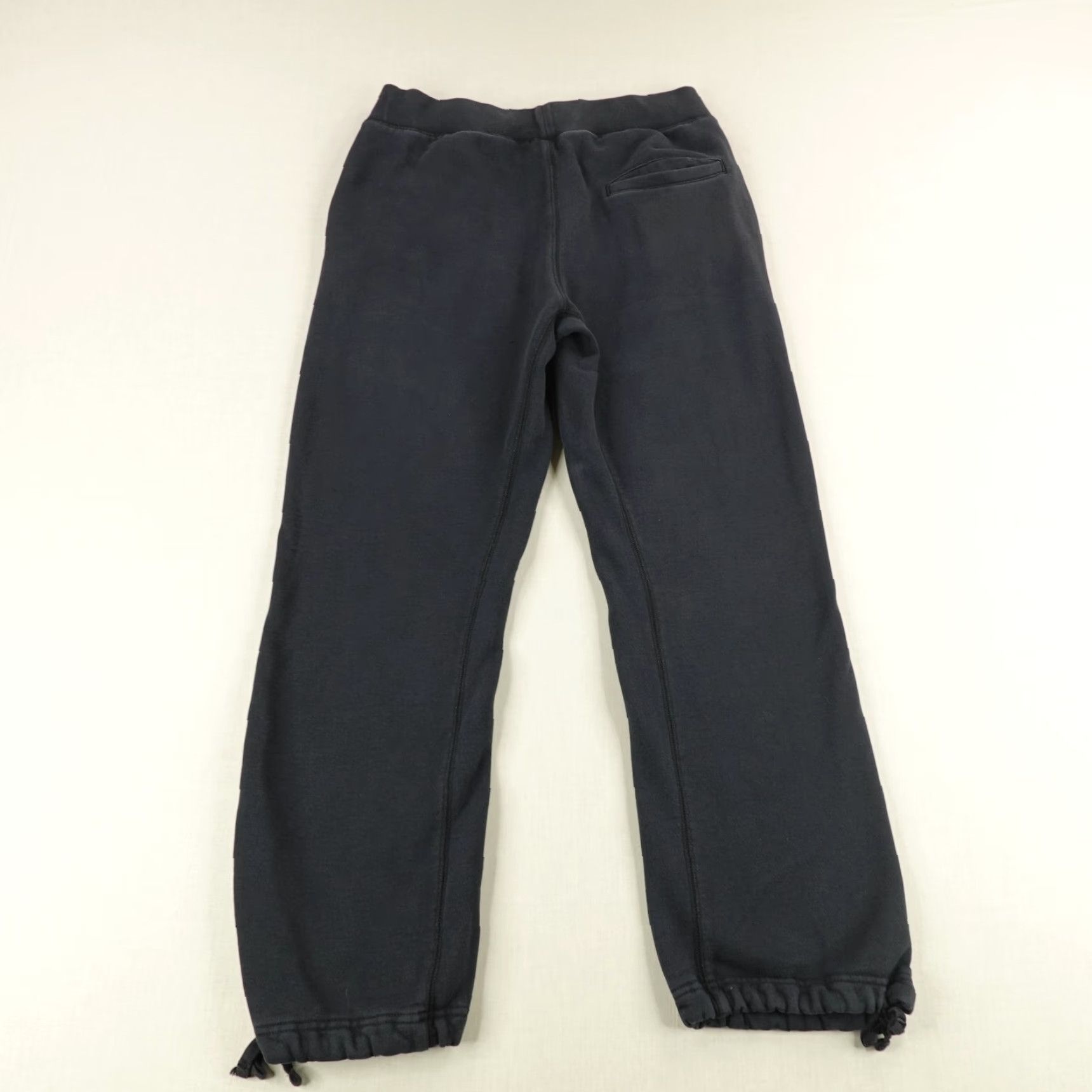 Undefeated VINTAGE Undefeated Pants Mens Medium Black Joggers Tapered Sweatpants M Black Athleisure Sports Mens Size US 31 - 7 Thumbnail