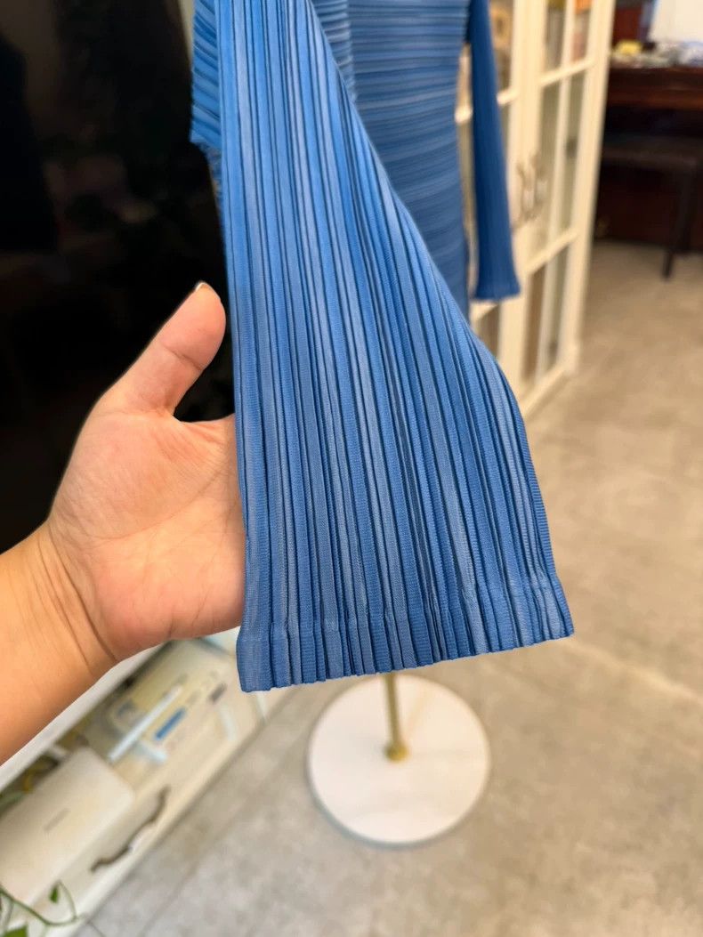Other Issey Miyake size:one size Blue striped spring top Size S / US 4 / IT 40 - 2 Thumbnail
