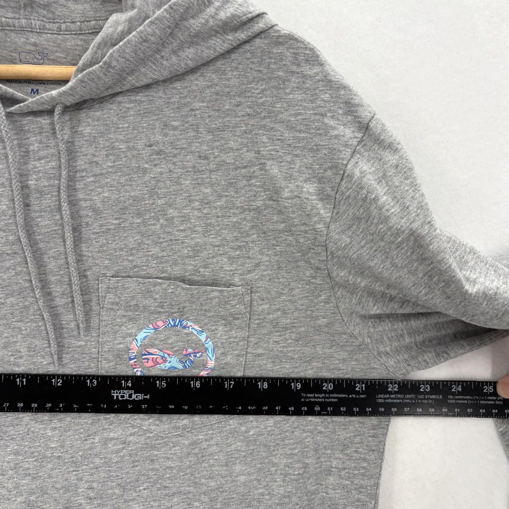 Vineyard Vines Vineyard Vines Shirt Mens Medium Gray Hooded Long Sleeve Whale Logo Pocket Tee Size US M / EU 48-50 / 2 - 6 Thumbnail