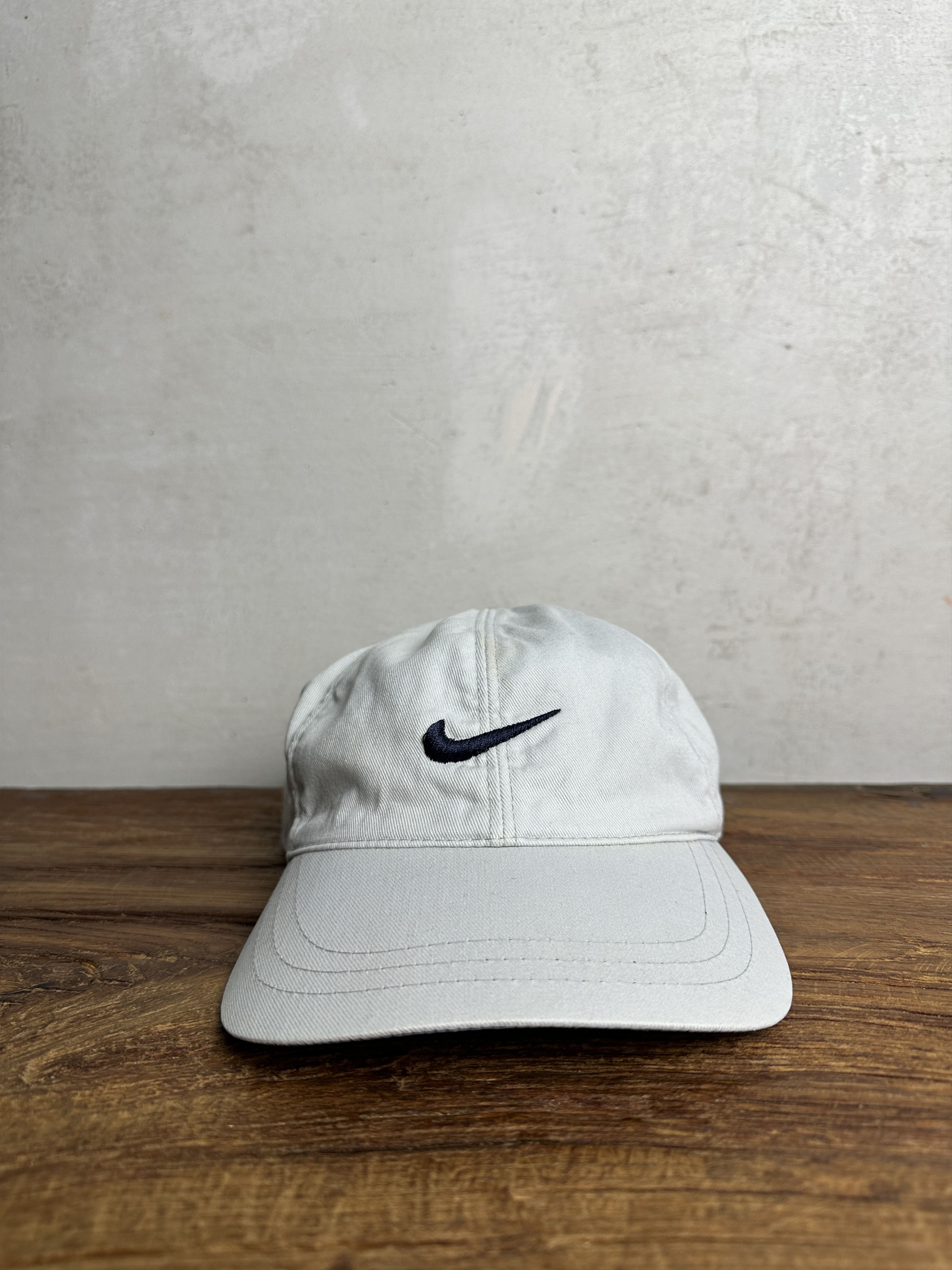 Nike Vintage Nike Logo Cap Size ONE SIZE - 3 Thumbnail