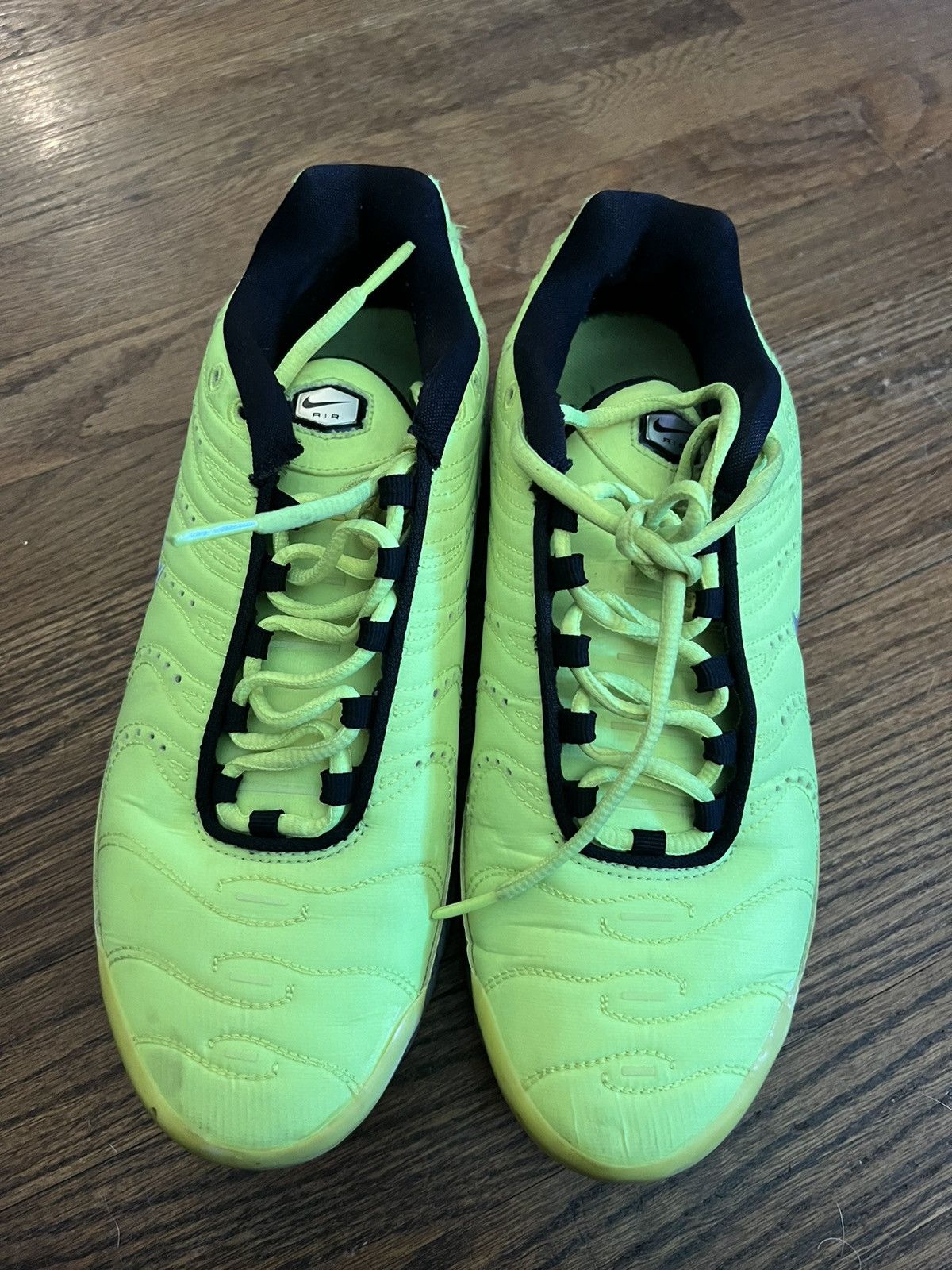 Nike Nike Air Max Plus Premium Volt Mens 8 Shoes Safety Yellow Size US 8 / EU 41 - 3 Thumbnail