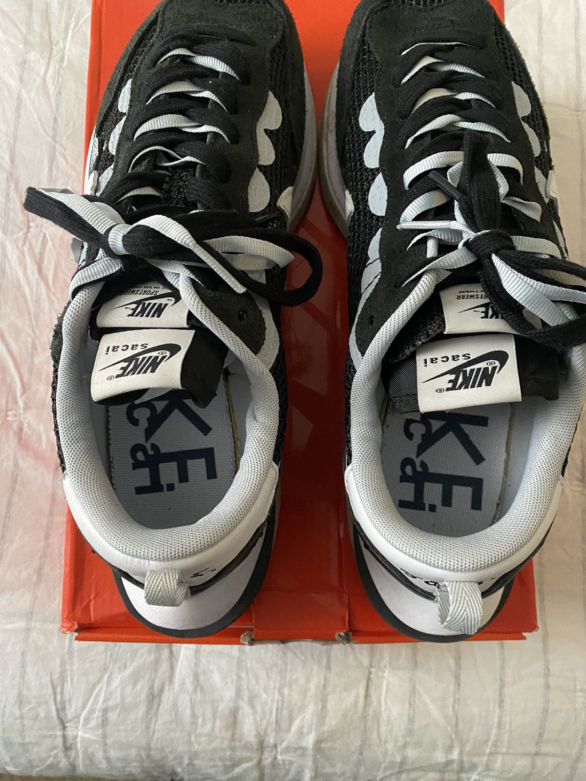 Nike 🔥 Nike x Sacai VaporWaffle CV1363-001 Size 13 US Men’s 🔥 Size US 13 / EU 46 - 8 Thumbnail