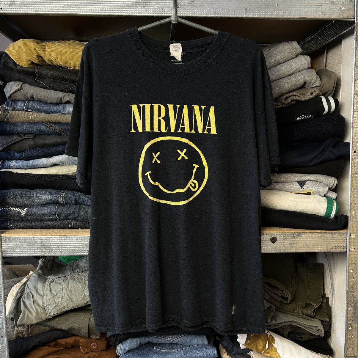 Band Tees Vintage Nirvana Smile Big Logo Rock Band tee size L Size US L / EU 52-54 / 3 - 1 Thumbnail