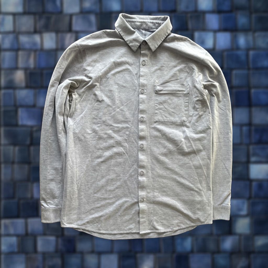 Lululemon Lululemon Commission Long Sleeve Pocket Shirt Mens Large Blue Commuter Casual Shirt Size US L / EU 52-54 / 3 - 1 Thumbnail