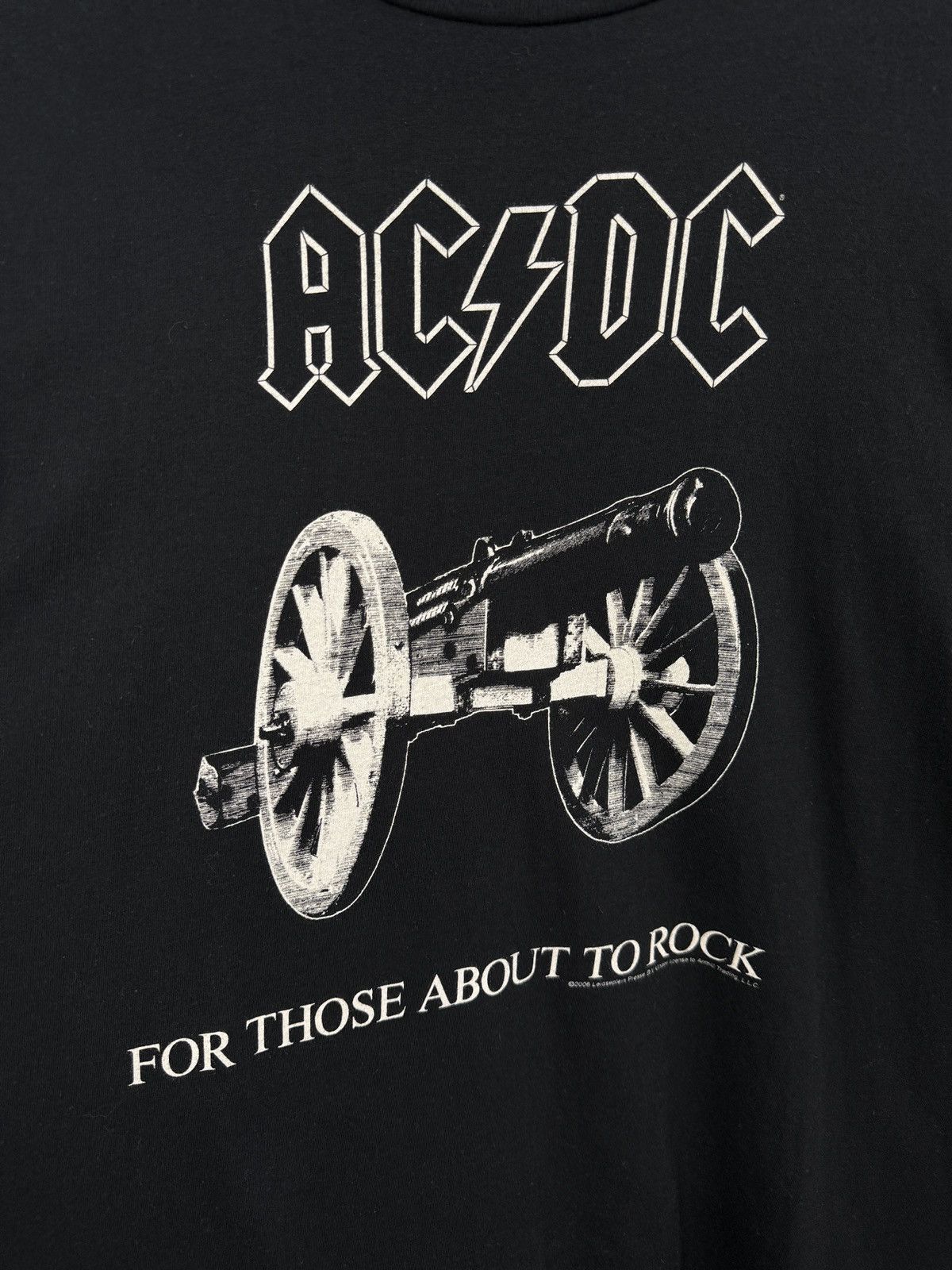 AC/DC Vintage 2006 AC/DC For Those About To Rock T-Shirt Retro Y2K Size US XL / EU 56 / 4 - 4 Thumbnail
