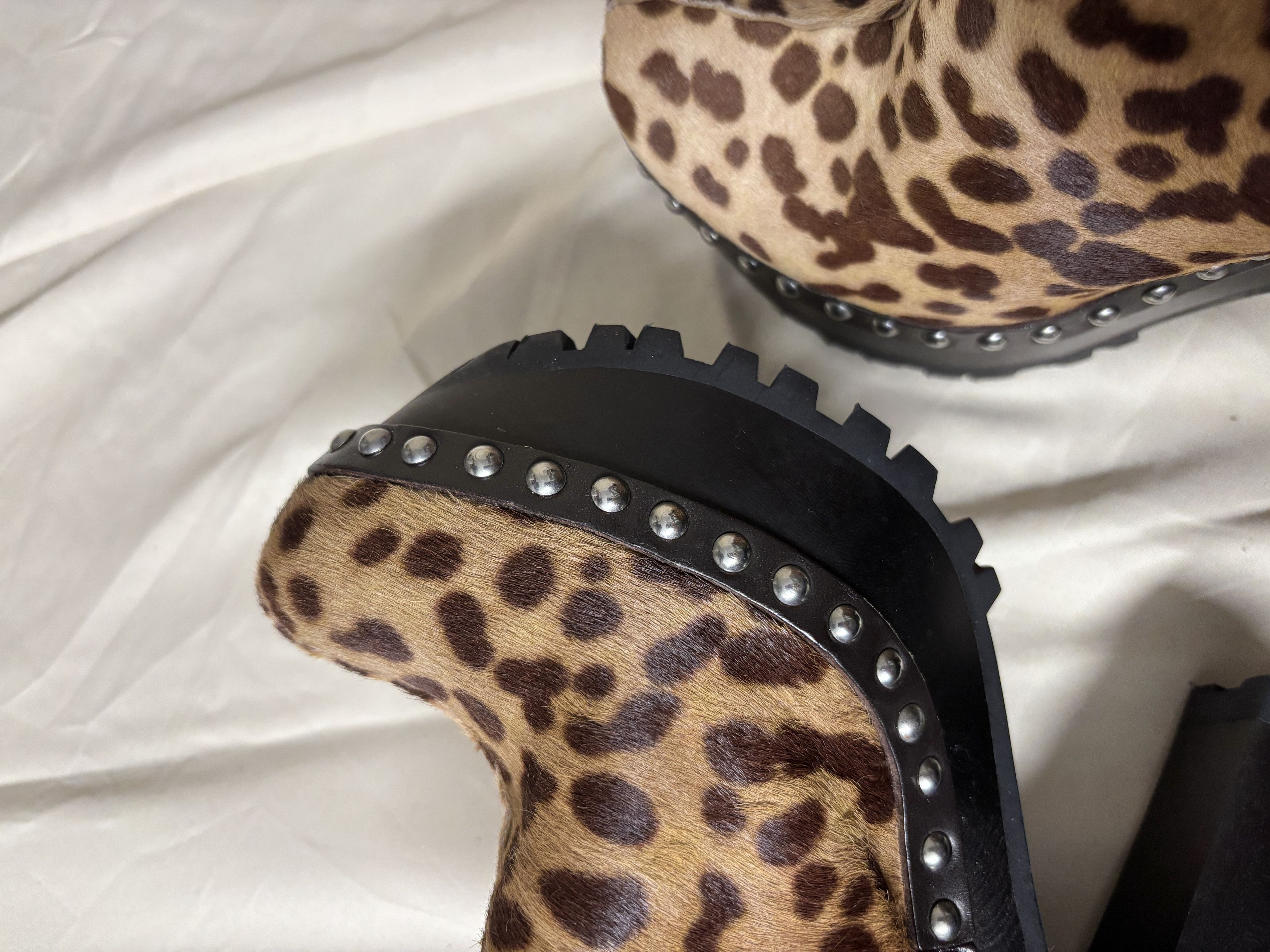 Miu Miu Miu Miu Animal Print Platform Clogs Size US 10.5 / IT 40.5 - 7 Thumbnail