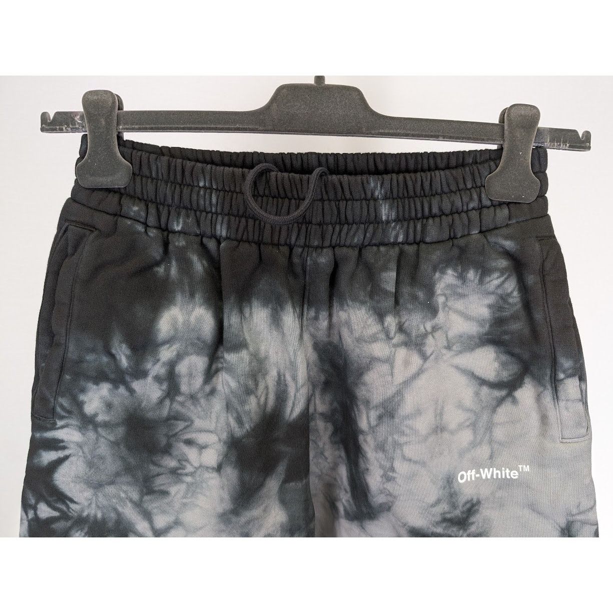 Off-White o1rshd1 Diag Tie Dye Sweatshorts in Warm Grey White Size US 30 / EU 46 - 13 Thumbnail