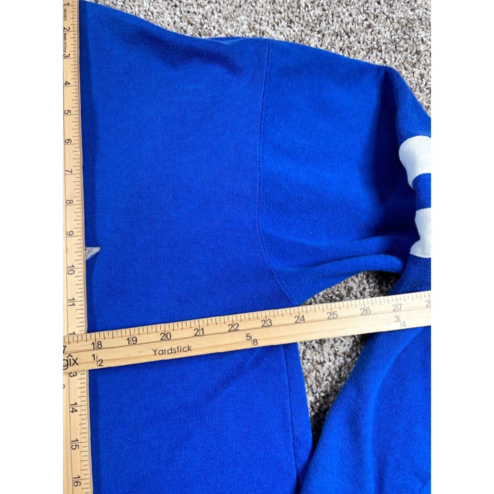 Vintage VINTAGE 90s PREPPY Striped Sleeve V-Neck Sweatshirt Adult XL Blue Lightweight Shirt Mens Size US XL / EU 56 / 4 - 6 Thumbnail