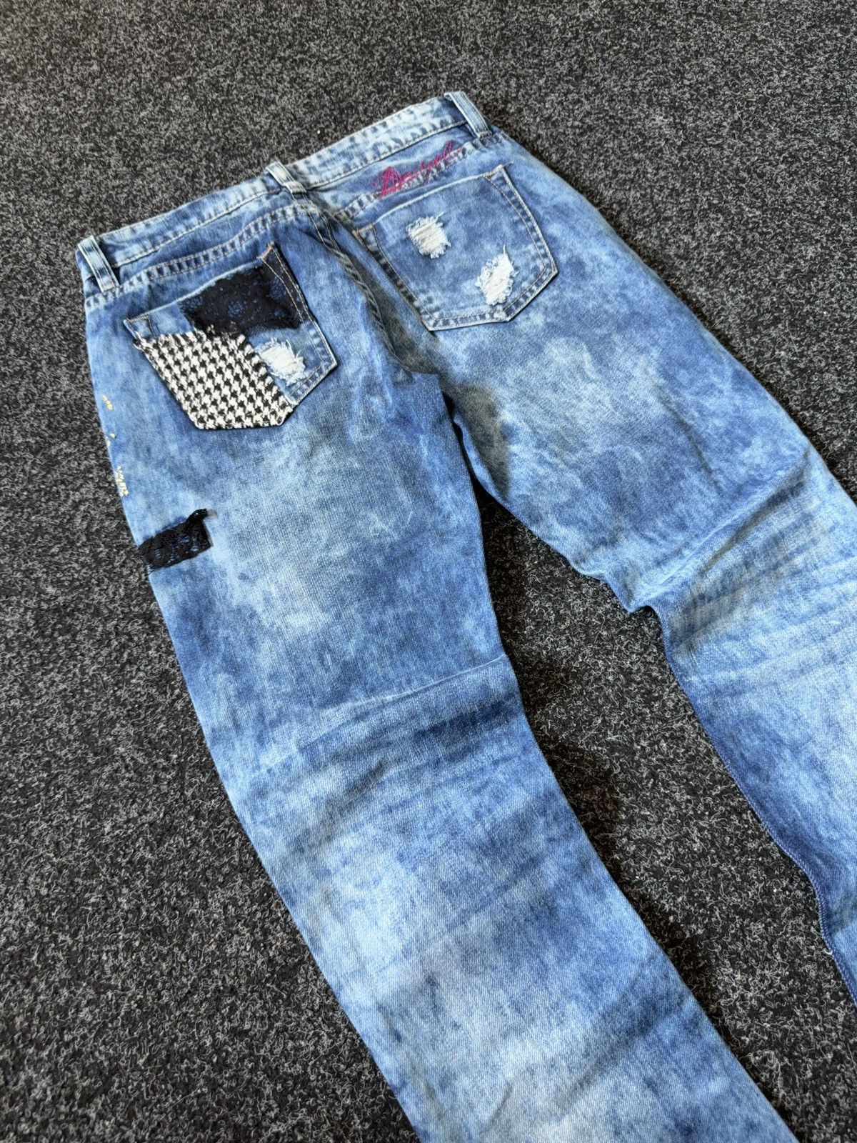 Desigual Retro 00s Vintage Desigual Patchwork Distressed Jeans Size 27" / US 4 / IT 40 - 13 Thumbnail