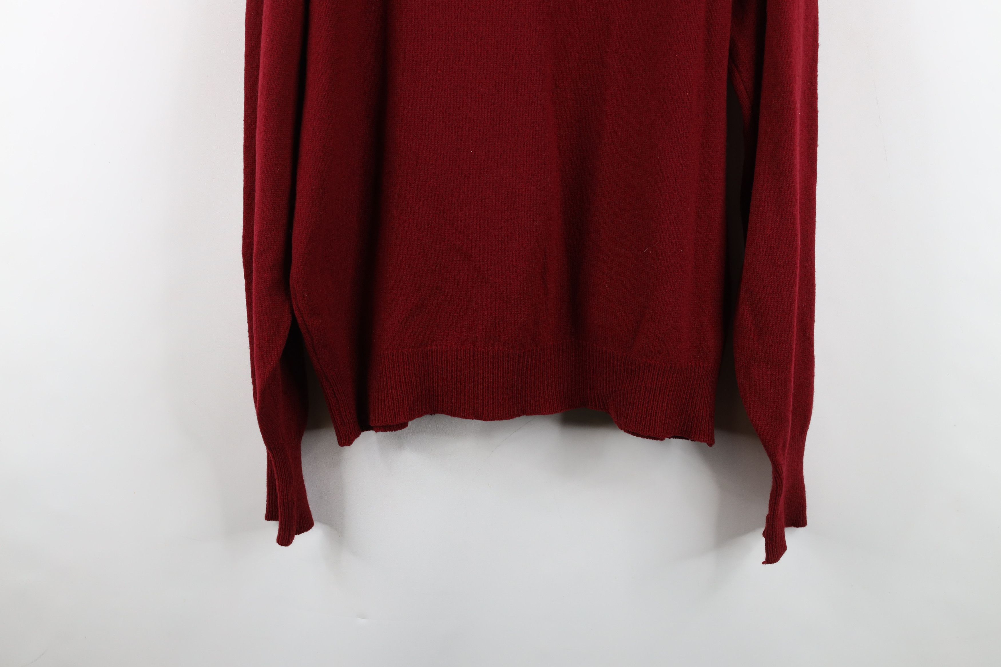 Vintage Vintage 70s Streetwear Soft Cashmere Knit V-Neck Sweater Red Size US L / EU 52-54 / 3 - 12 Thumbnail