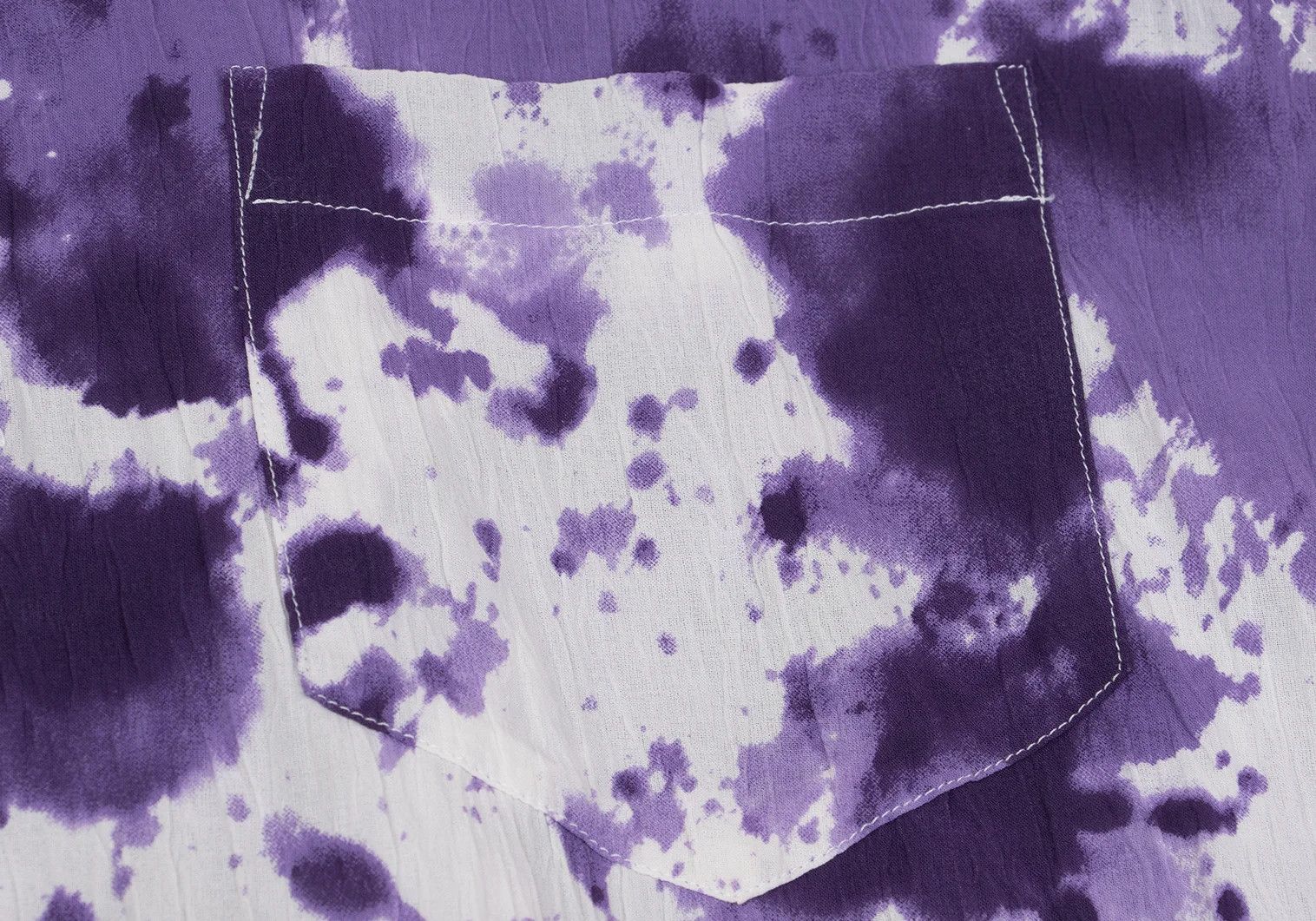 Issey Miyake Cotton Washer Print Short Sleeve Shirt in Purple and White Size US S / EU 44-46 / 1 - 6 Thumbnail