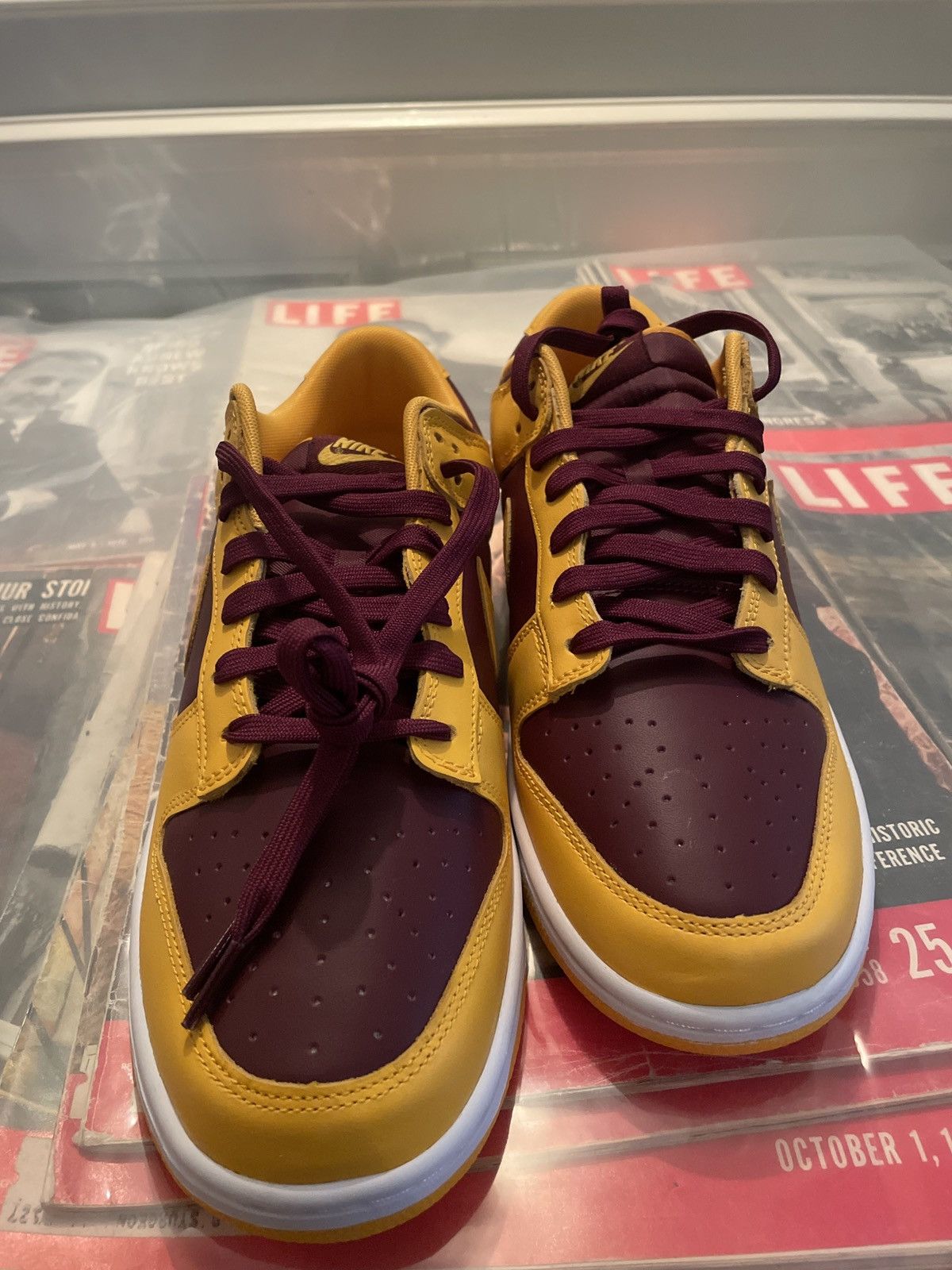 Nike Nike Dunk Low Retro University Gold Size US 11.5 / EU 44-45 - 4 Thumbnail