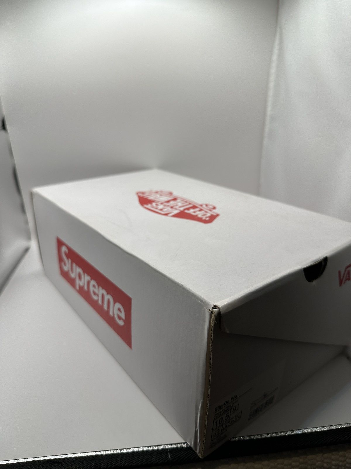 Supreme Vans Supreme Hole Punch Denim Blue Size US 10.5 / EU 43-44 - 11 Thumbnail