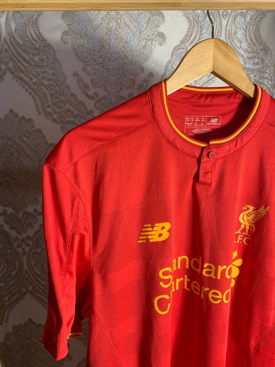 New Balance Vintage New Balance FC Liverpool England Soccer Jersey Y2K Size US XXL / EU 58 / 5 - 4 Thumbnail