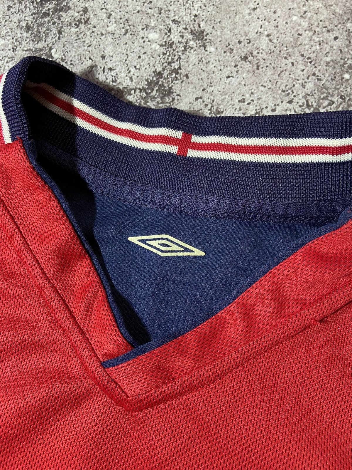 Umbro × Vintage England 2004 Umbro Vintage Football Jersey Double-sided tee Size US L / EU 52-54 / 3 - 5 Thumbnail