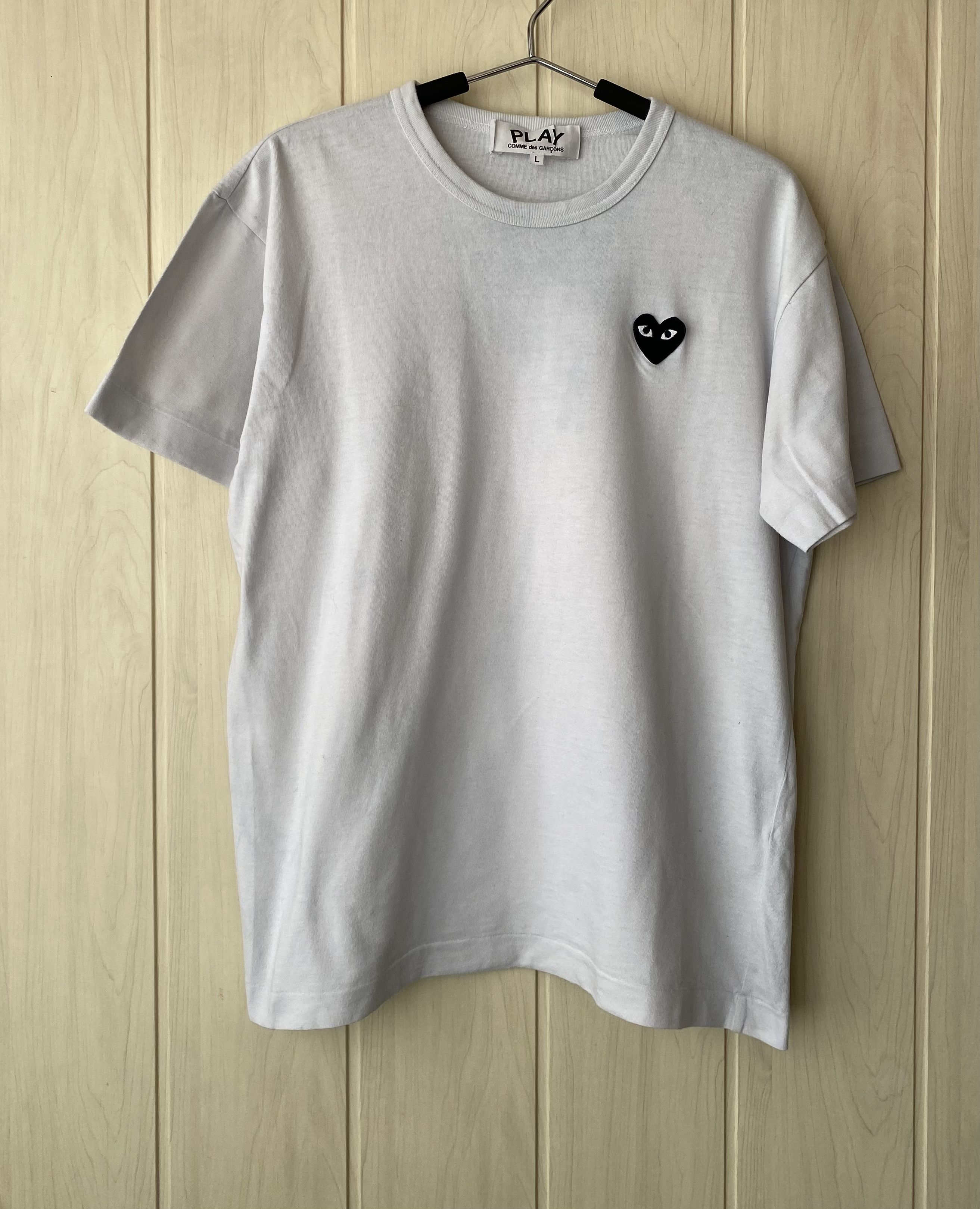 Comme des Garcons PLAY Comme des garcons Play black heart t-shirt Size US L / EU 52-54 / 3 - 1 Thumbnail