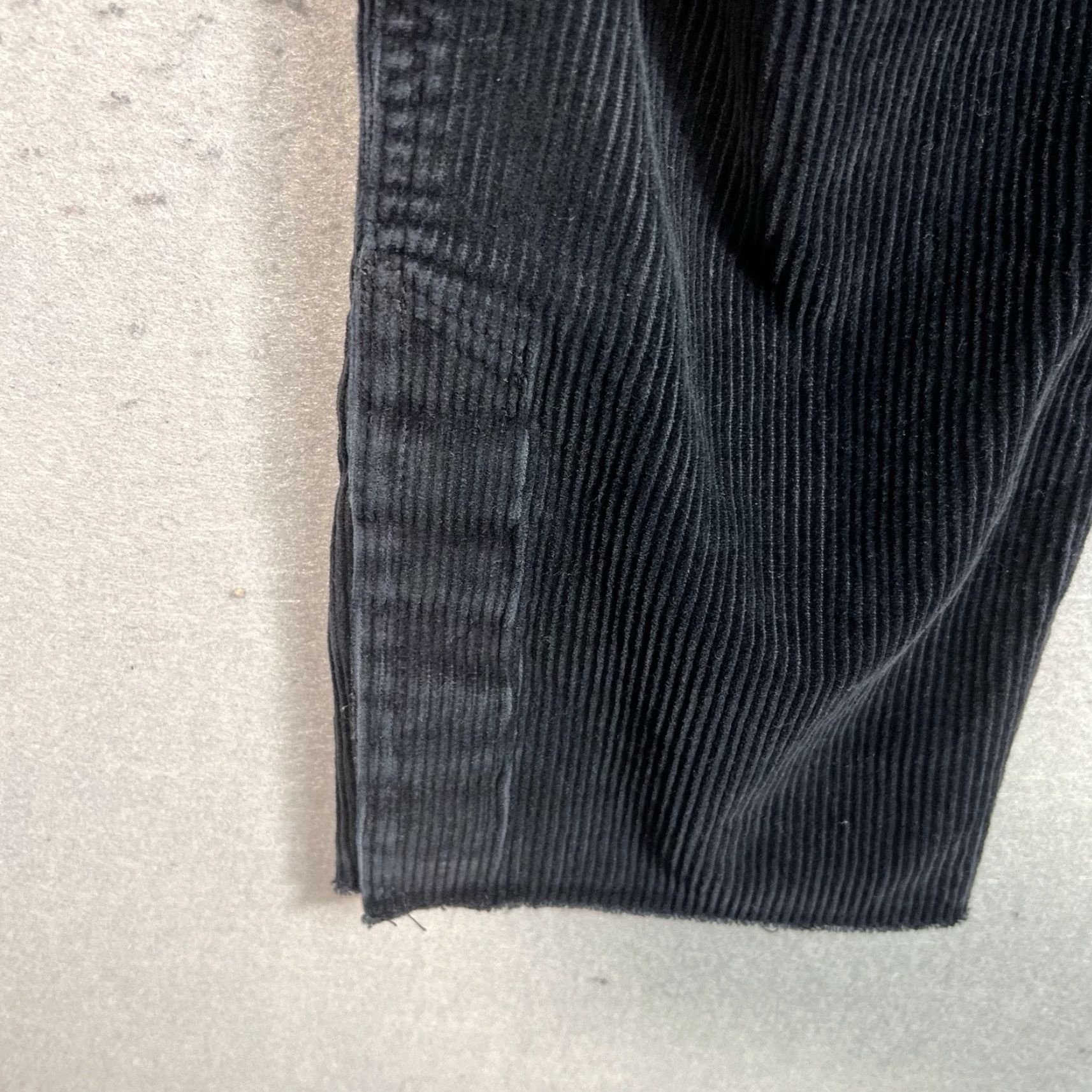 Vintage General Research Corduroy Pants Men Adult 29 x 26 Belted Black 90s Vintage Chino Flat Front Mens Size US 29 - 7 Thumbnail