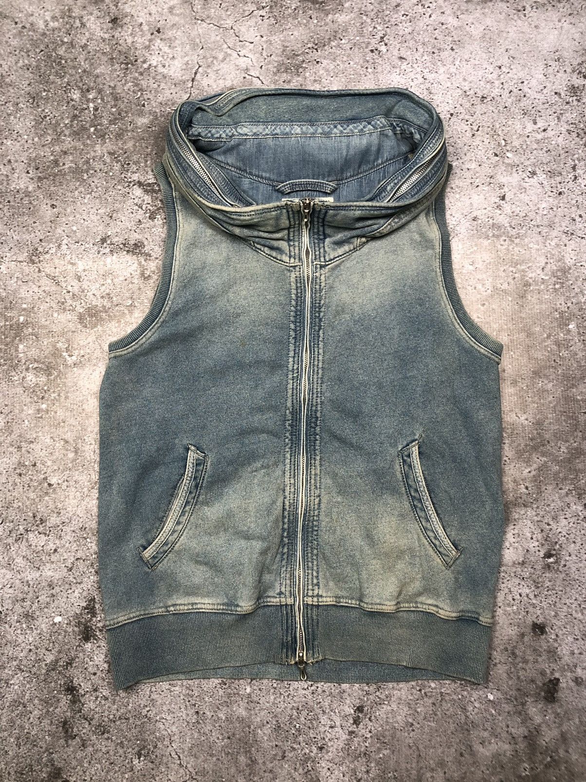 GOA G.O.A Bono Vest Size US M / EU 48-50 / 2 - 5 Thumbnail