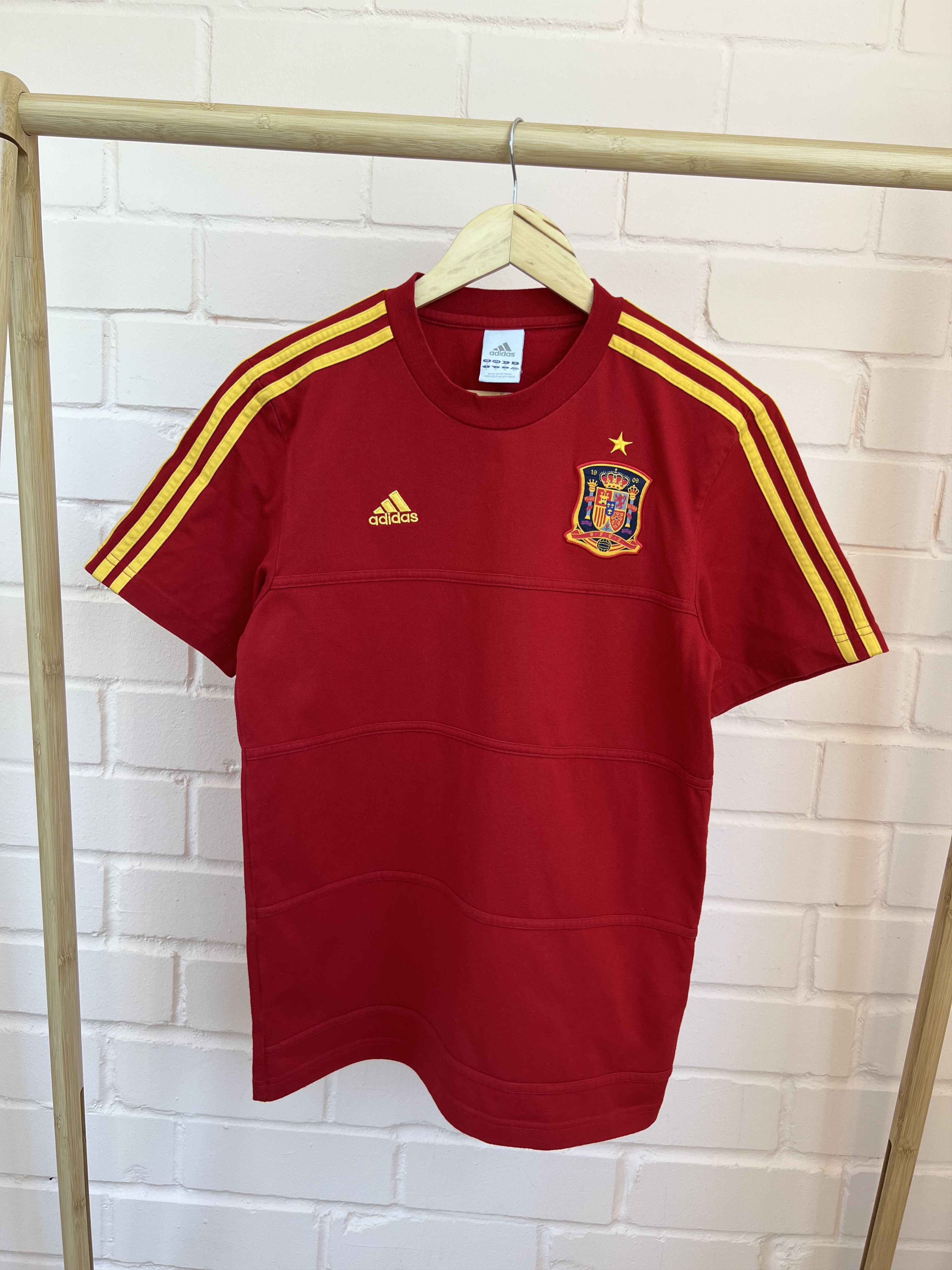 Adidas Adidas Espana Spain Team Striped T-Shirt Size US S / EU 44-46 / 1 - 3 Thumbnail