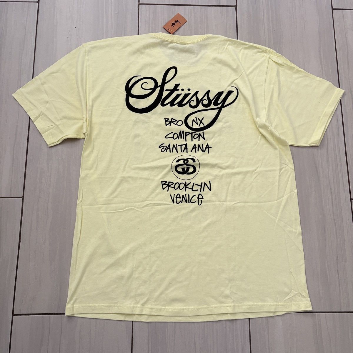 Stussy Stussy XL Pale Yellow World Tour Tee NWT Size US XL / EU 56 / 4 - 4 Thumbnail