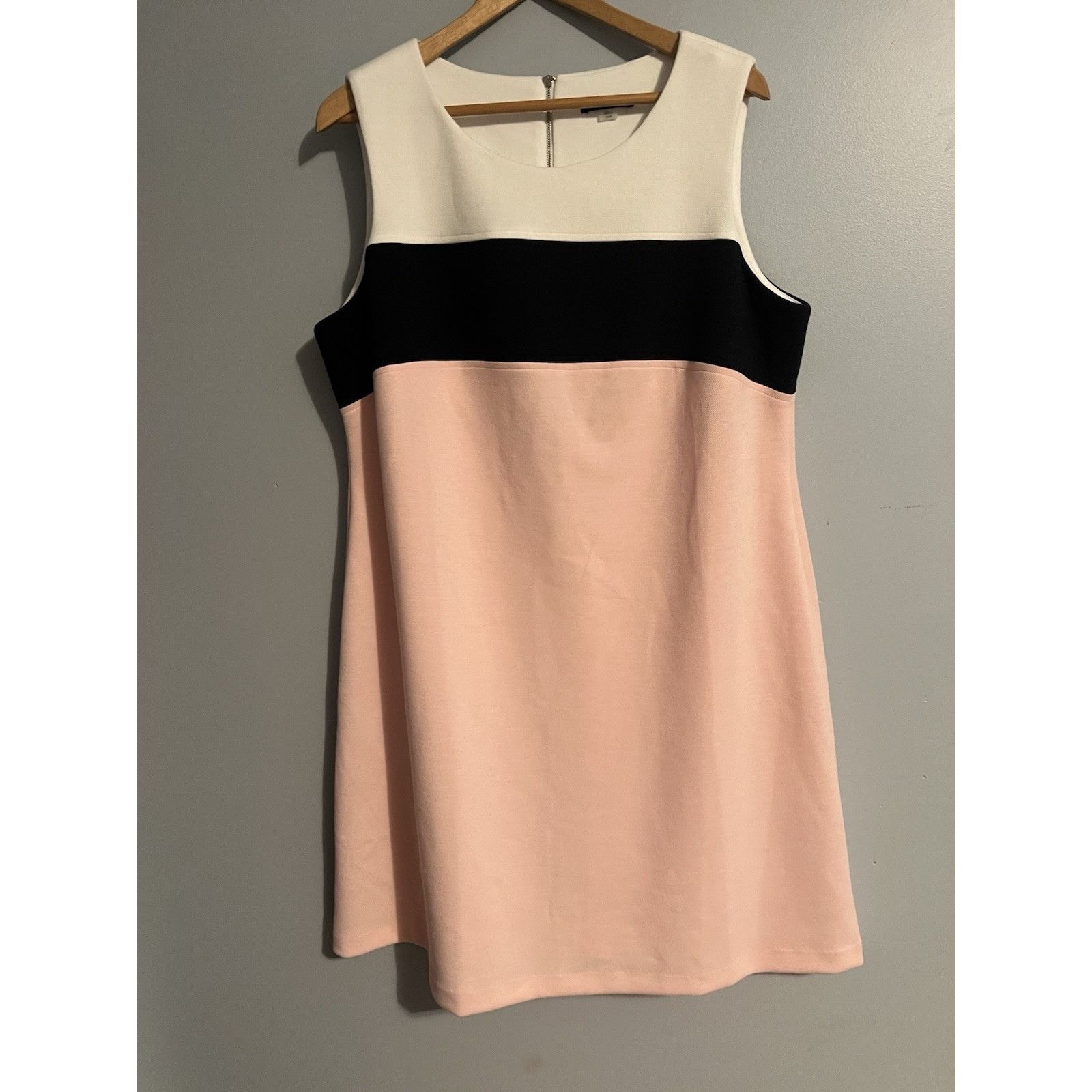 Tommy Hilfiger Tommy Hilfiger Blue/White Color Block Sheath Dress Women’s 4 Size XXL / US 16-18 / IT 52-54 - 1 Thumbnail