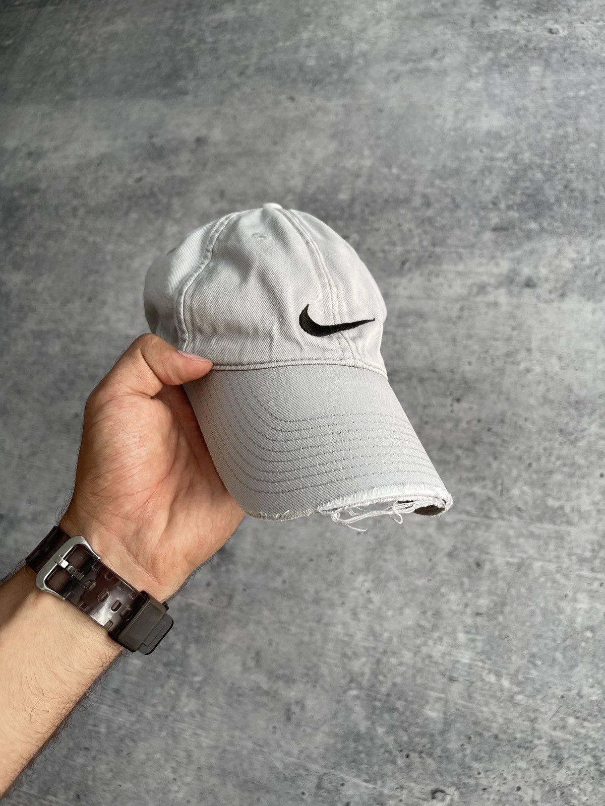 Nike × Vintage Vintage Nike Hat Ca Grey Sports Strap Back Swoosh Logo Y2K Size ONE SIZE - 5 Thumbnail