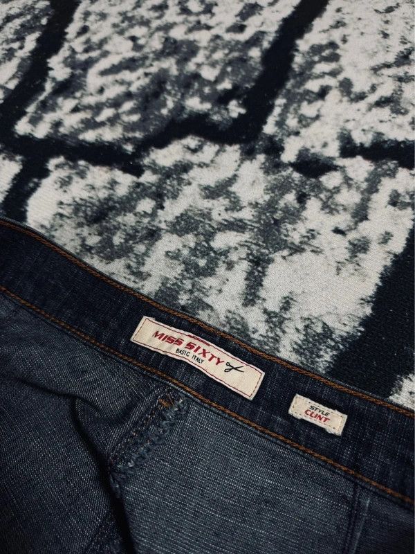 Miss Sixty Vintage Miss Sixty navy blue 26 flare jeans Size 26" / US 2 / IT 38 - 4 Thumbnail