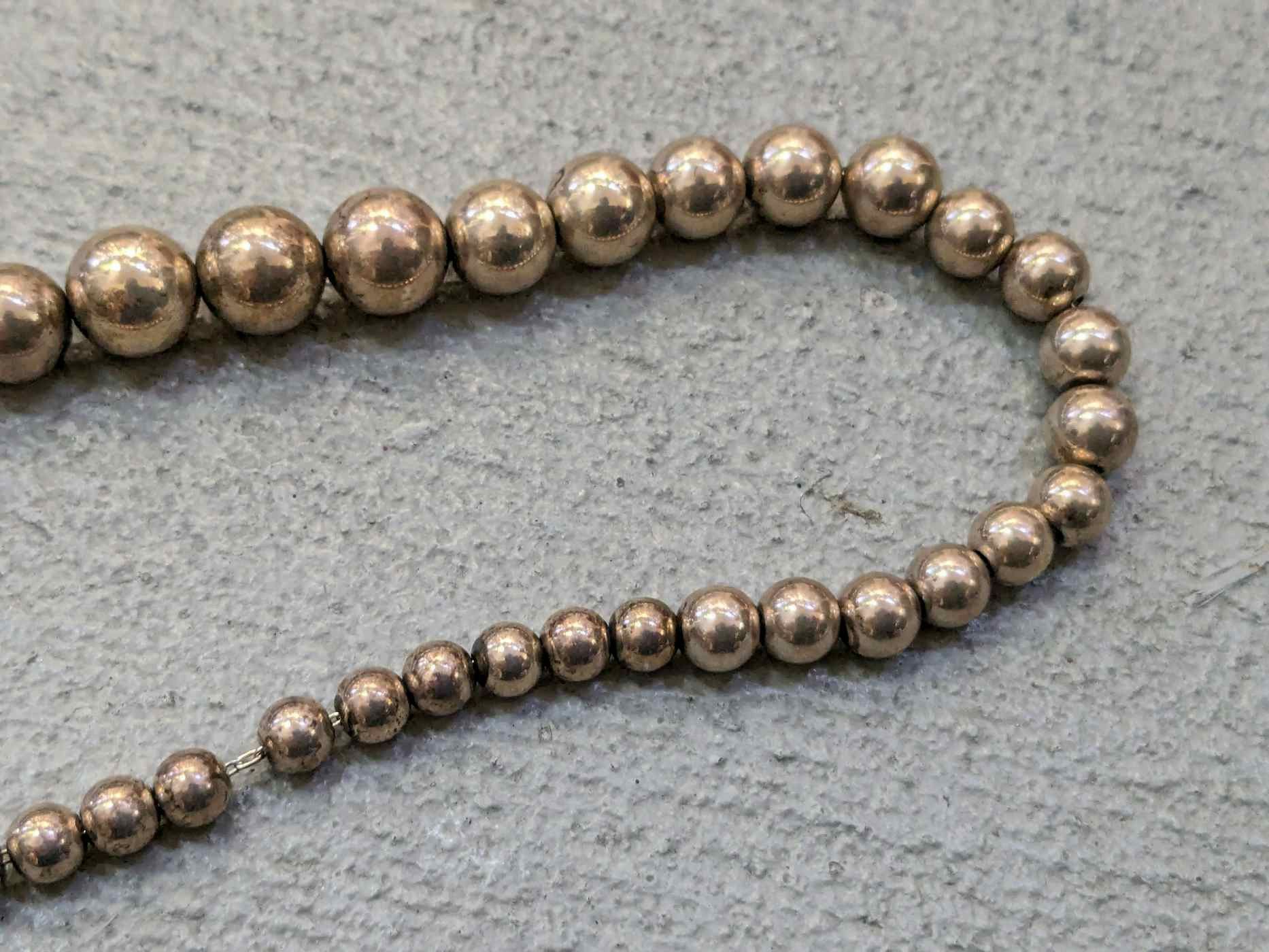 Tiffany & Co. Tiffany & Co Oval Sterling Silver Graduated Bead Necklace Size ONE SIZE - 10 Thumbnail
