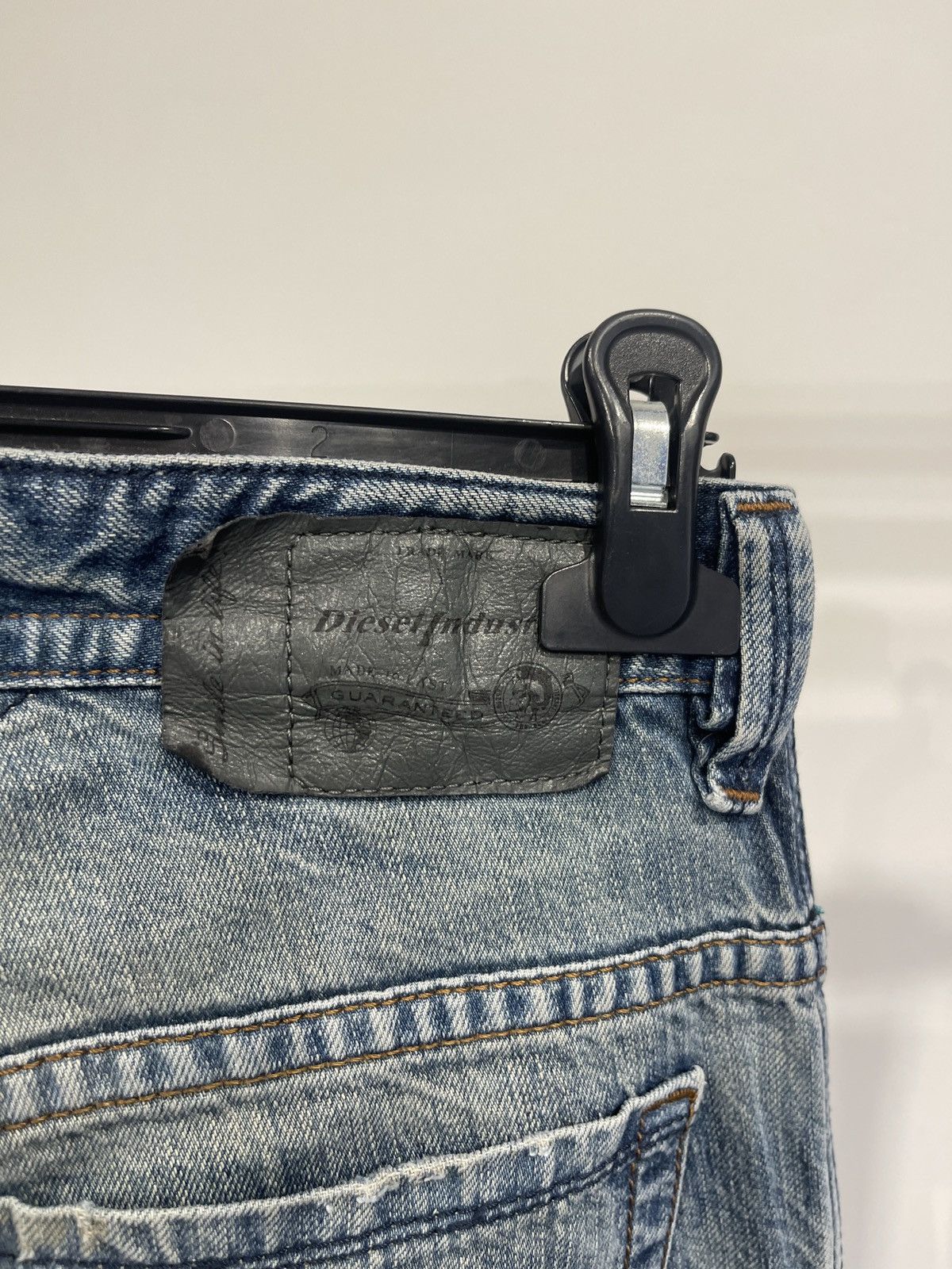 Diesel Vintage Diesel Distressed Jeans Faded Denim Pants W28 L32 Size US 28 / EU 44 - 6 Thumbnail