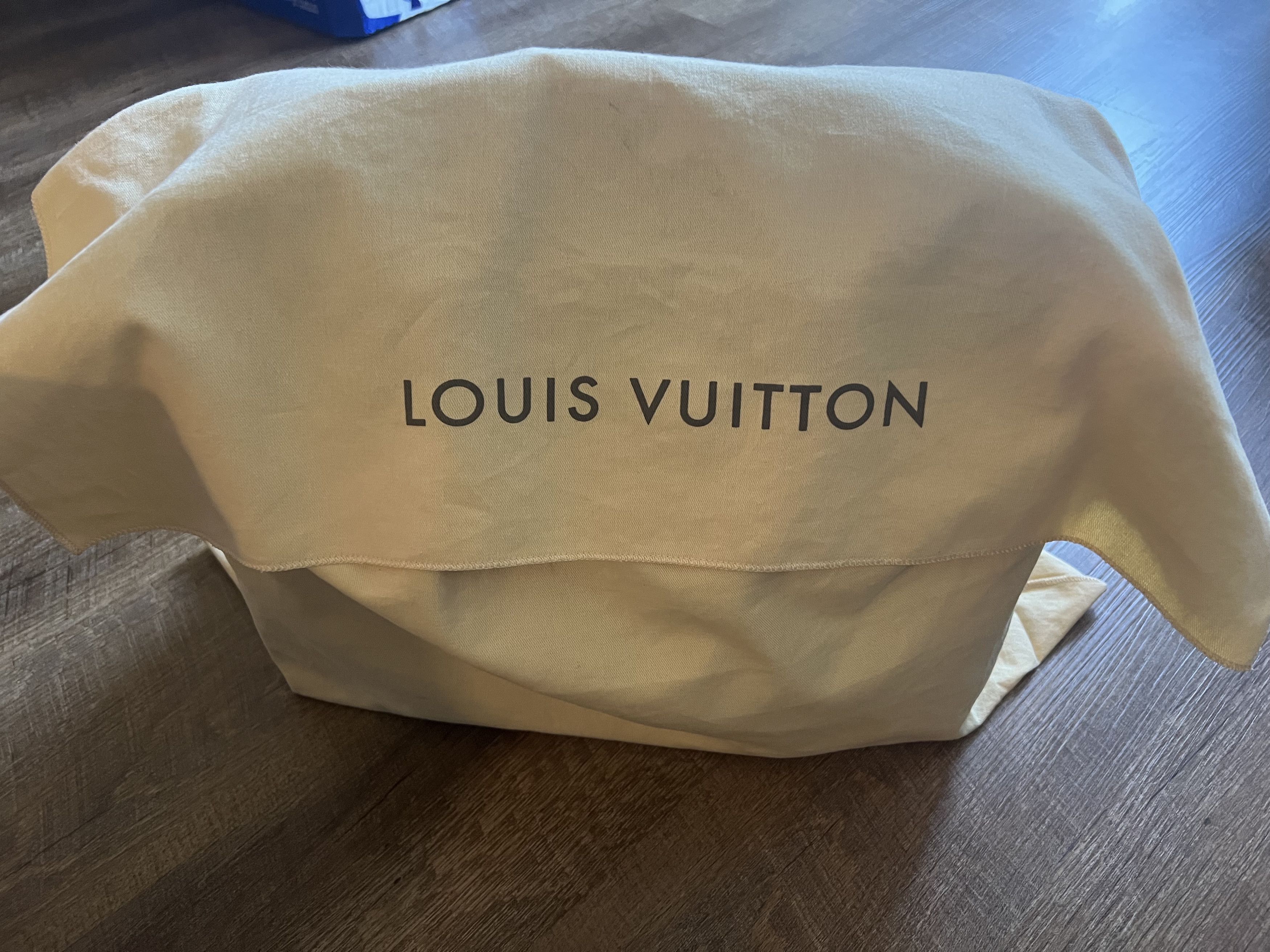 Louis Vuitton Vintage Monogram Messenger Bag Size ONE SIZE - 2 Thumbnail