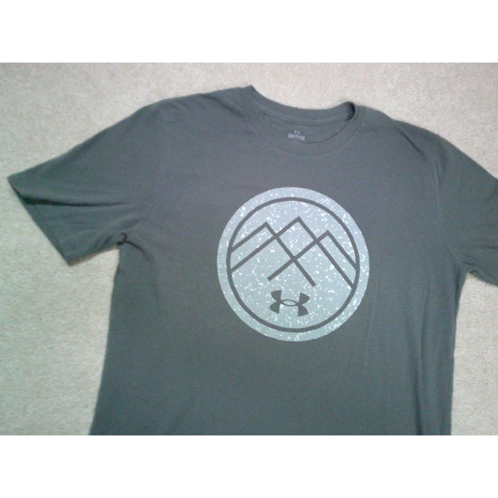 Under Armour Under Armour Outdoor T Shirt Mens Small Gray Hiking Outdoor T-Shirt HeatGear Regular Short Sleeve Mens Casual Activewear Size US S / EU 44-46 / 1 - 3 Thumbnail